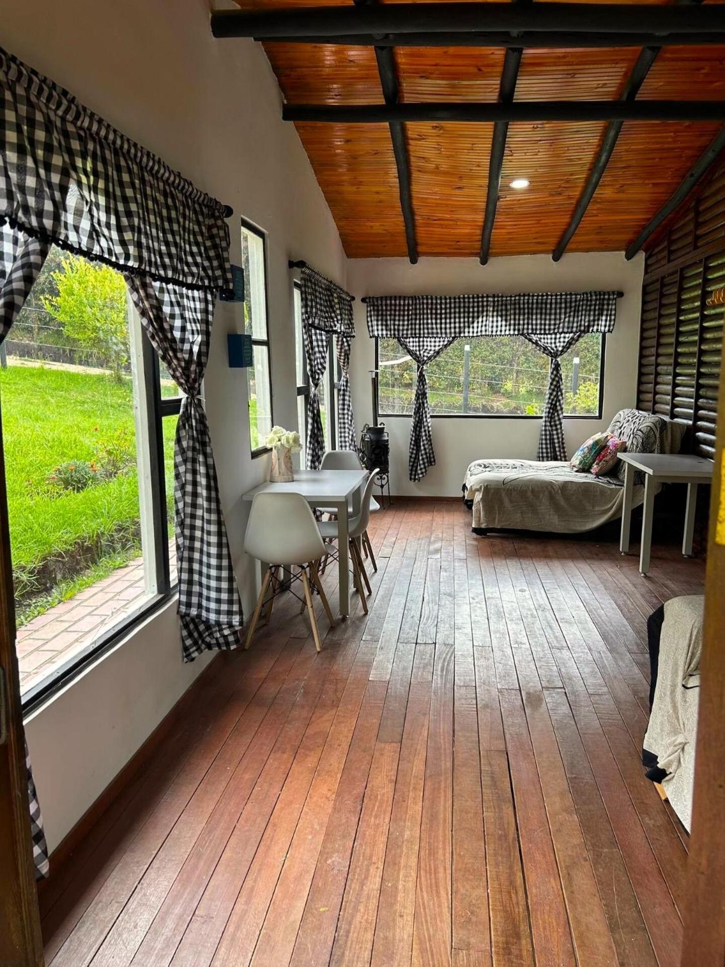 Hermosa Cabaña de campo Selah
