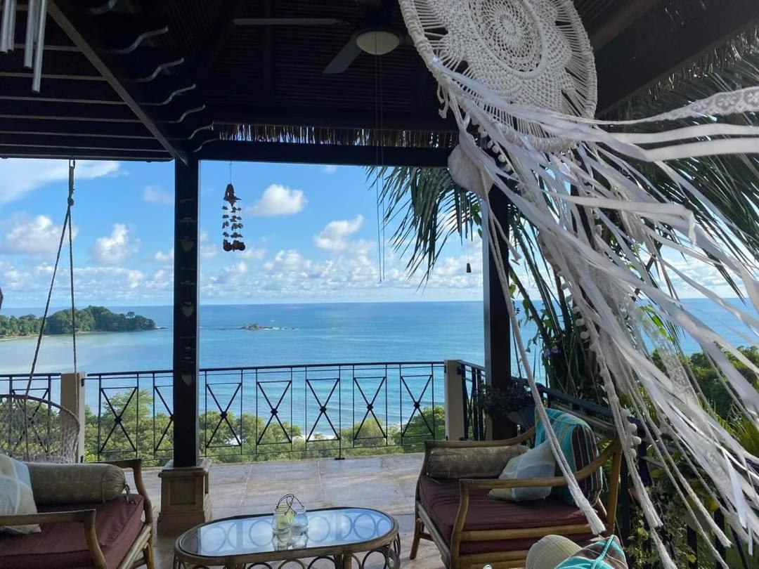 Villa Amor del Mar with Breathtaking View of Ocean & Jungle
