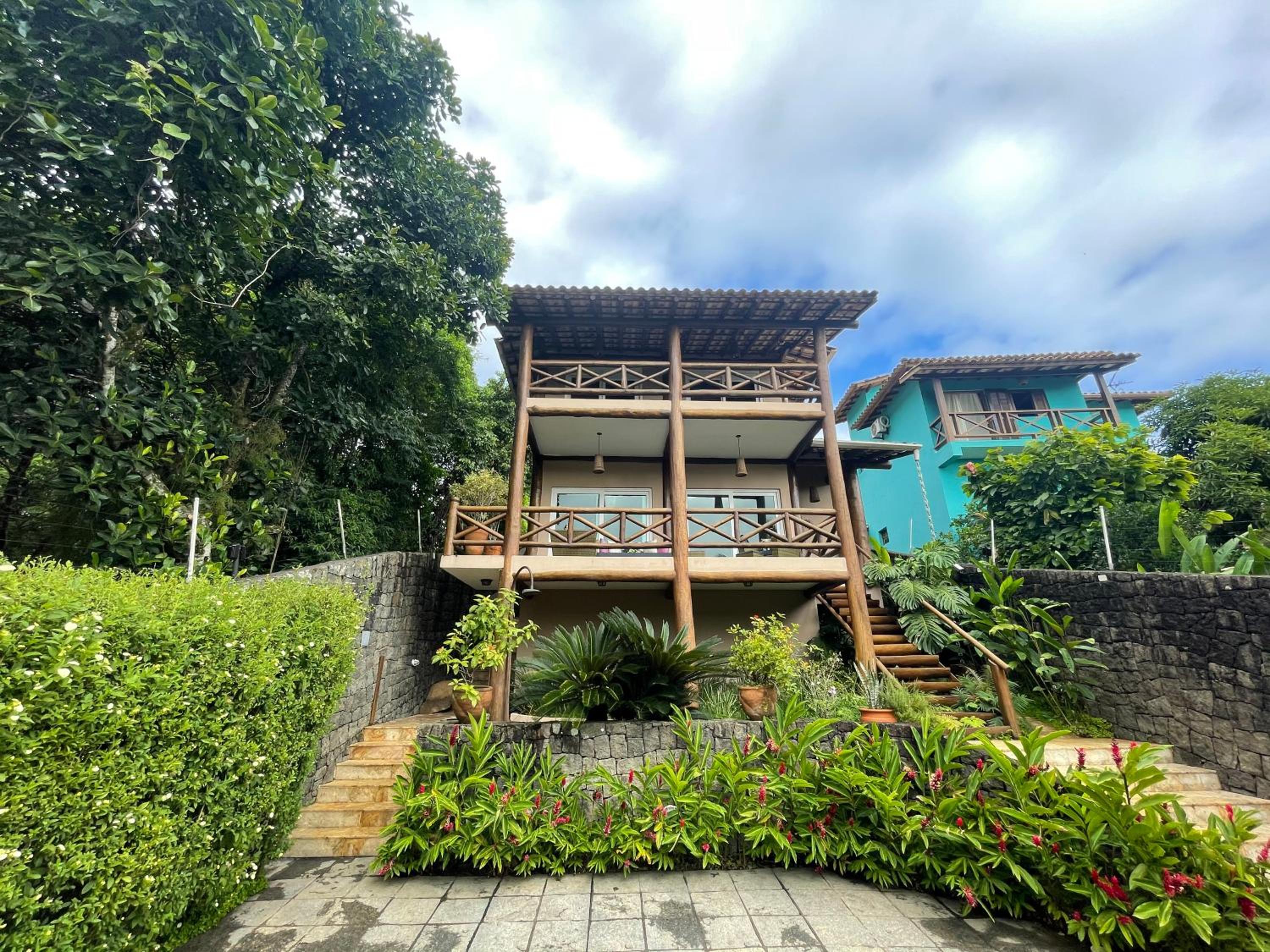 Belíssima Casa em Ilhabela c/ piscina