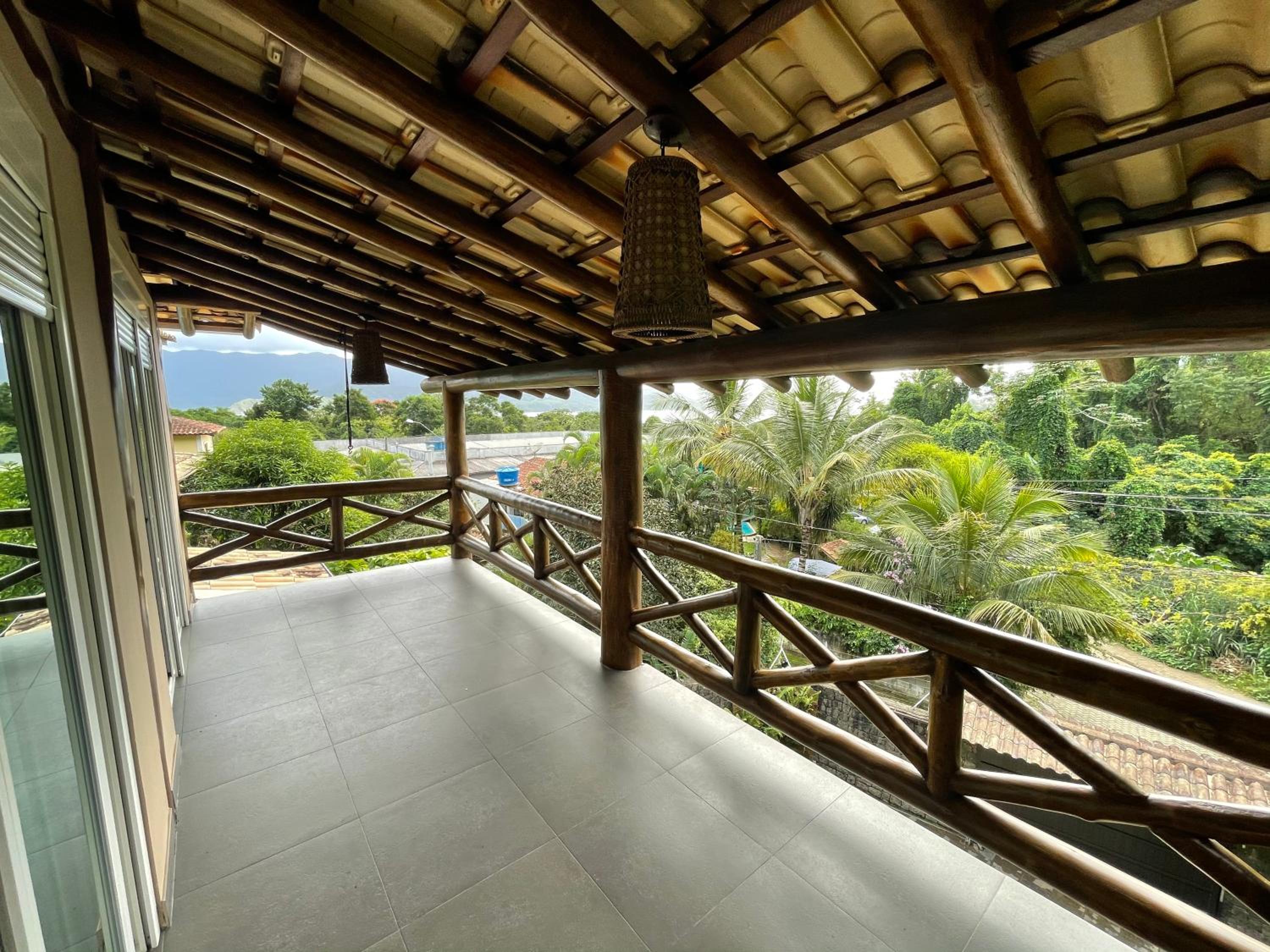 Belíssima Casa em Ilhabela c/ piscina