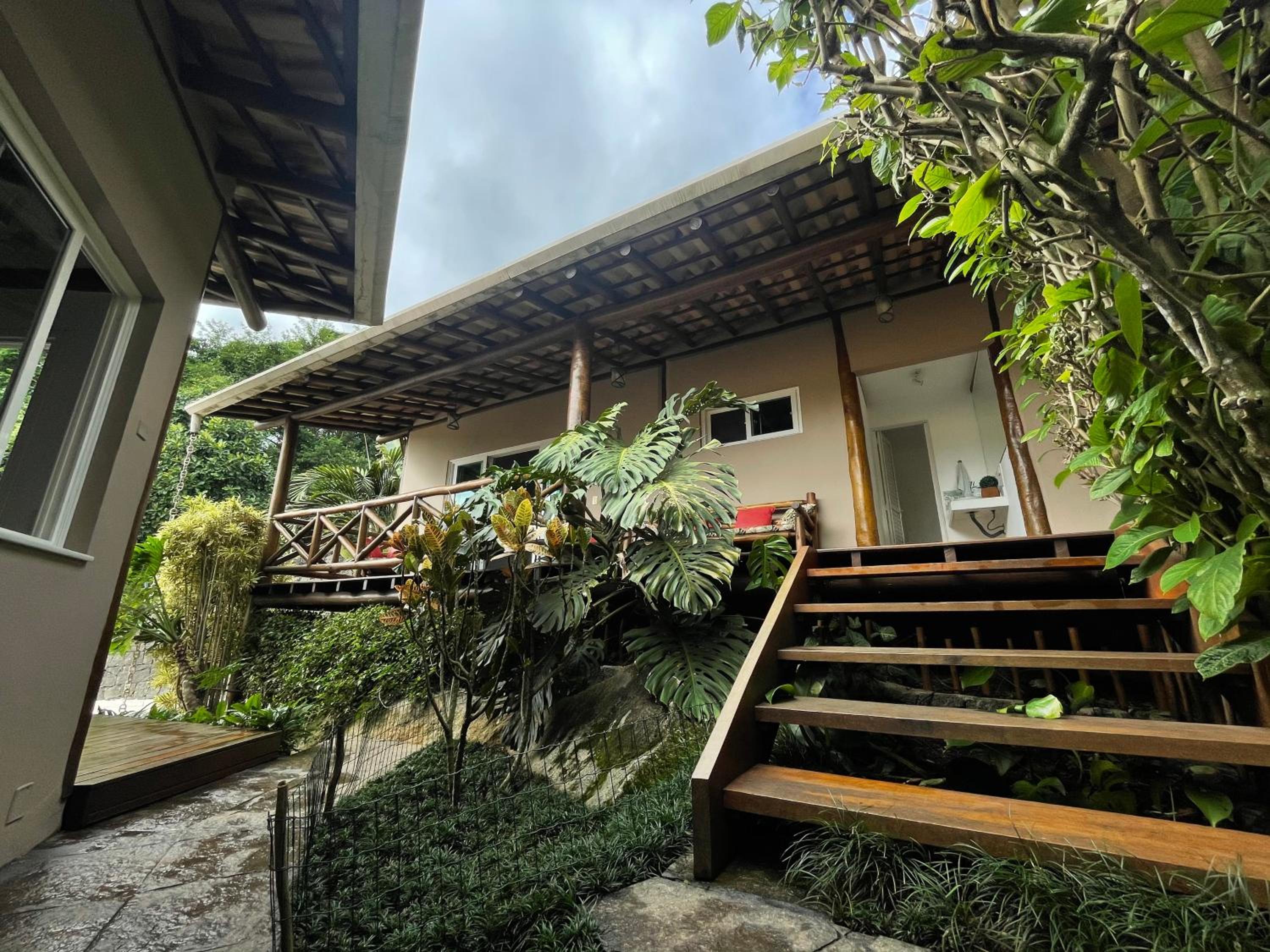 Belíssima Casa em Ilhabela c/ piscina