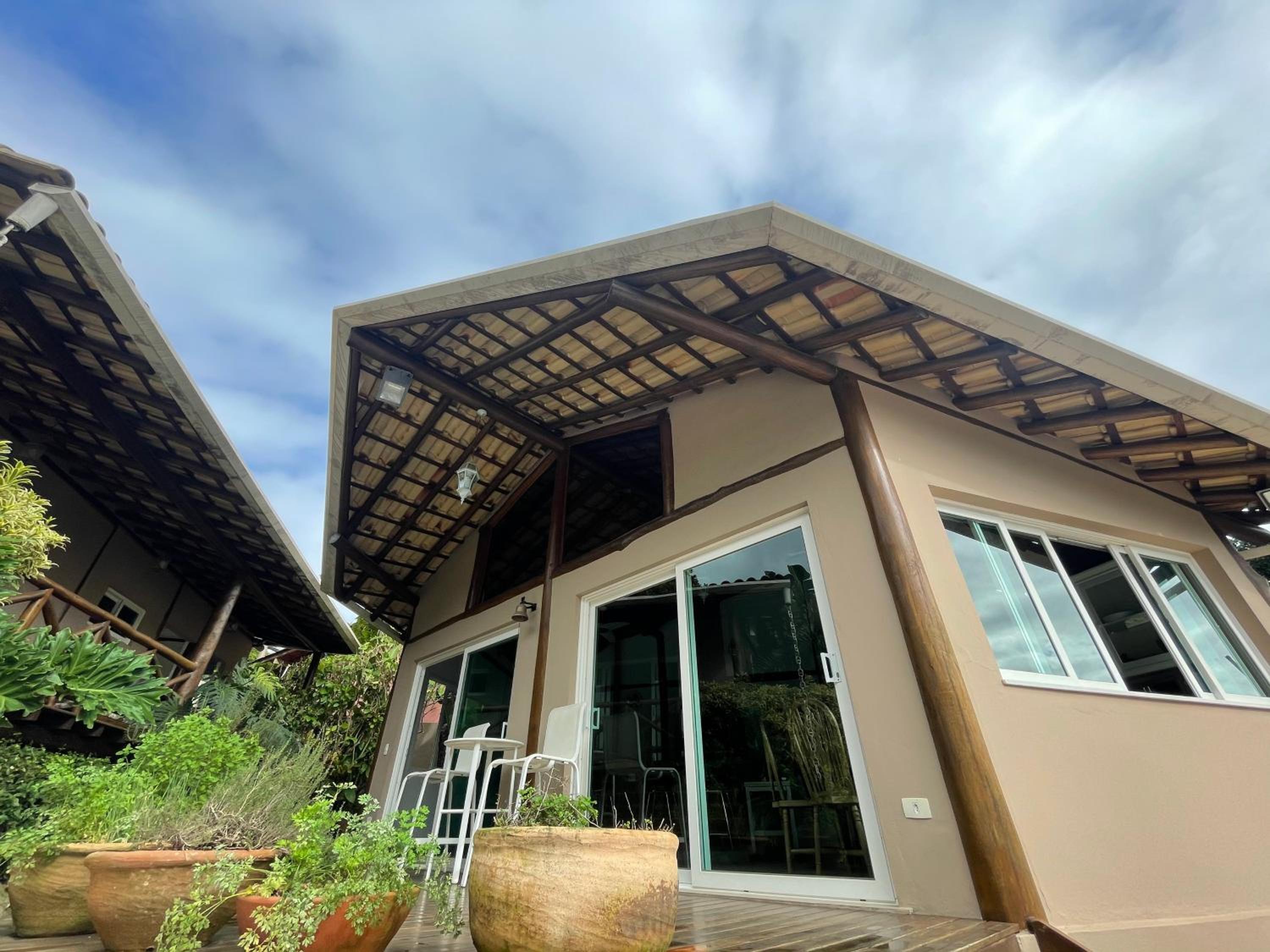 Belíssima Casa em Ilhabela c/ piscina