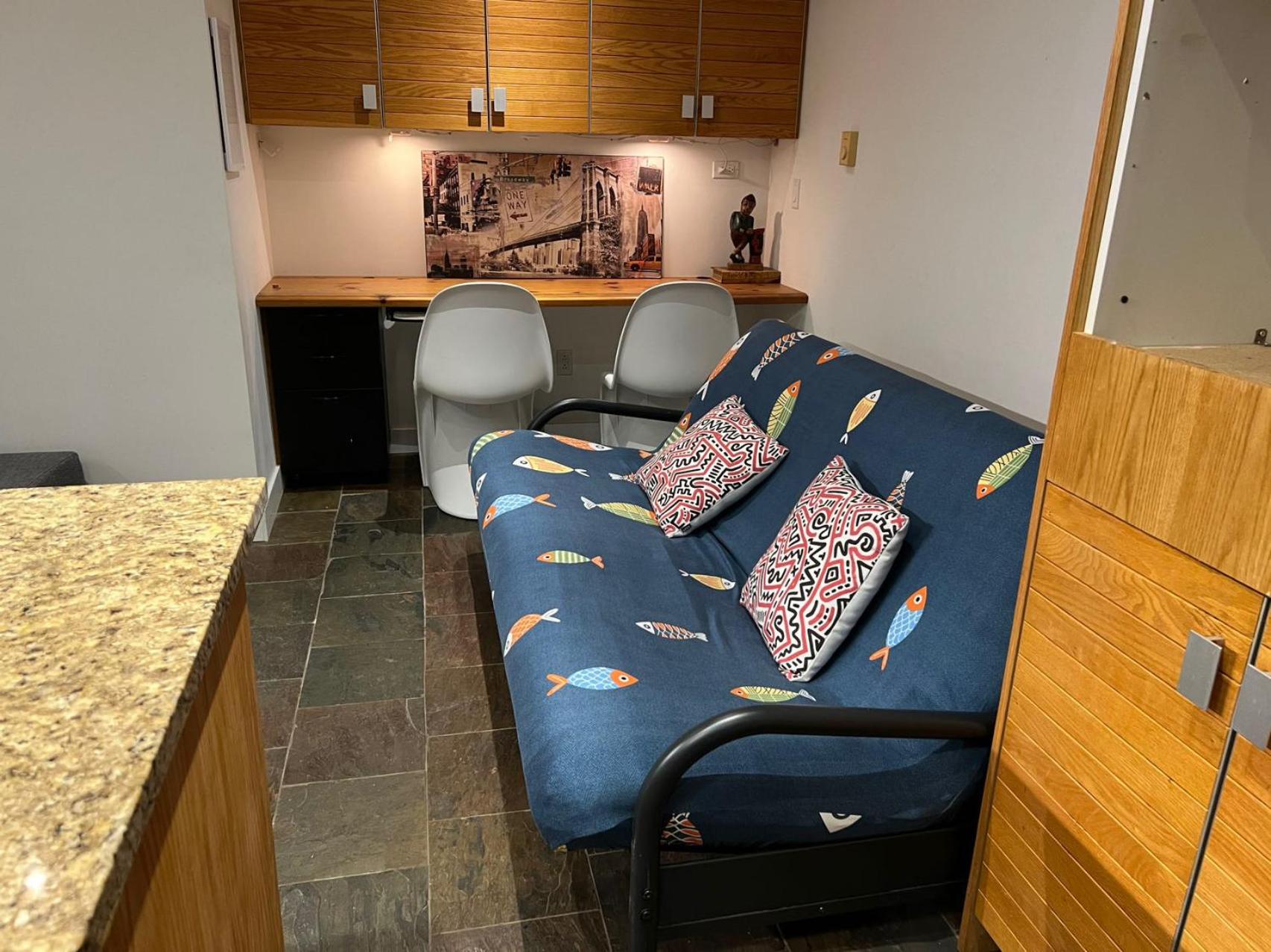 Waterfront Retreat, Beach Access, Group Friendly, Sleeps 14