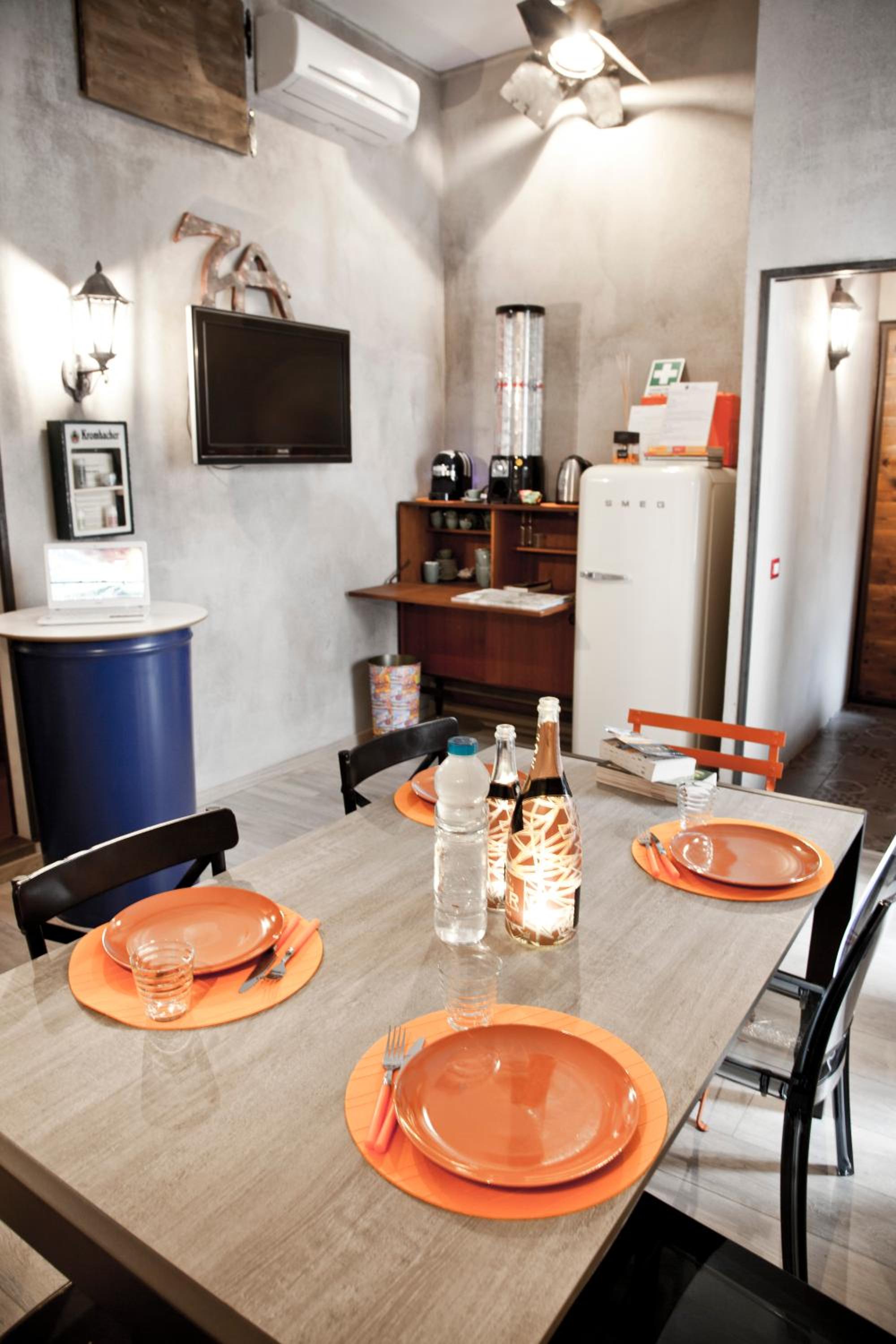 dining