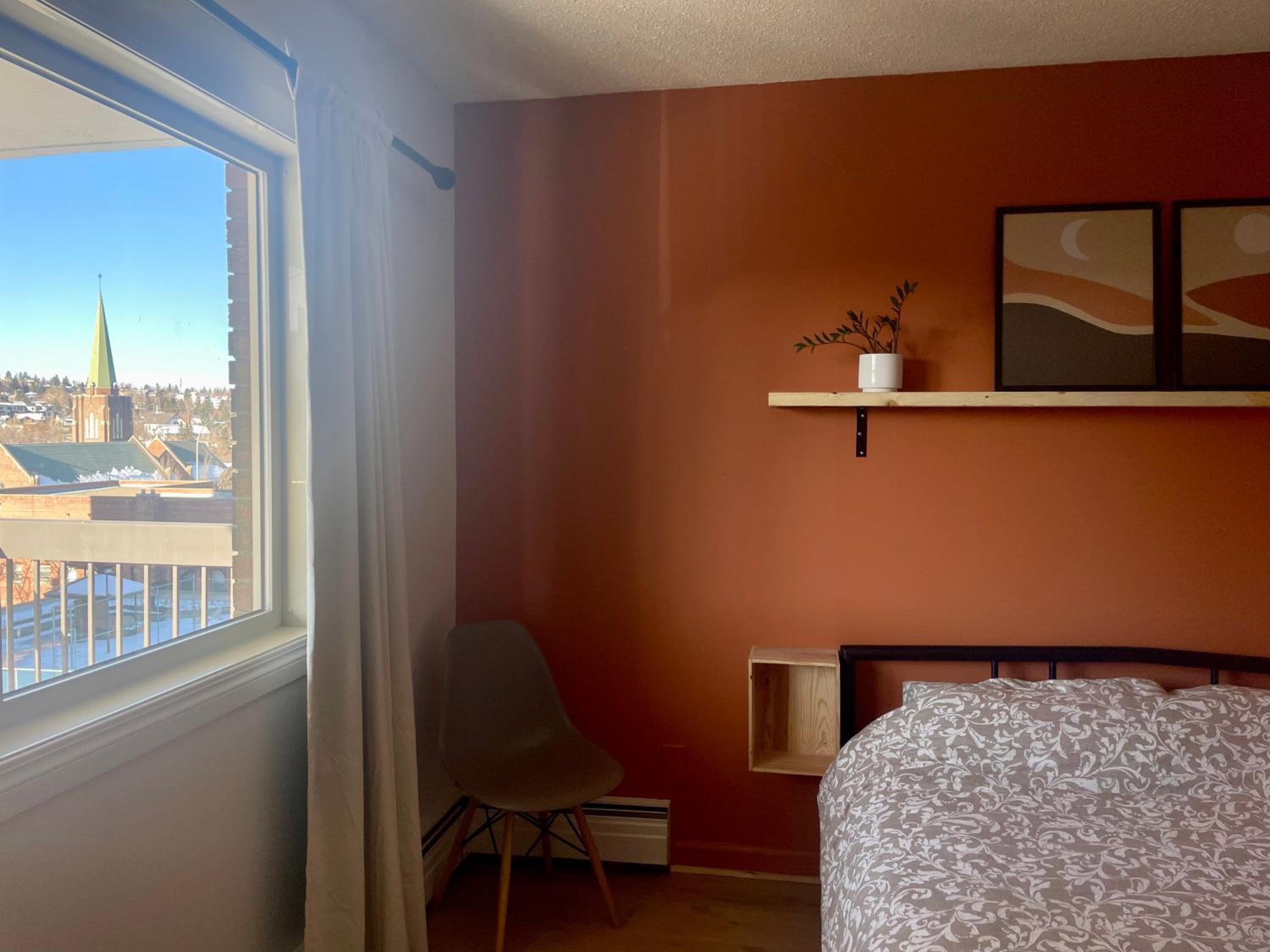 Cosy place in Downtown with Free Parking - Self entrance