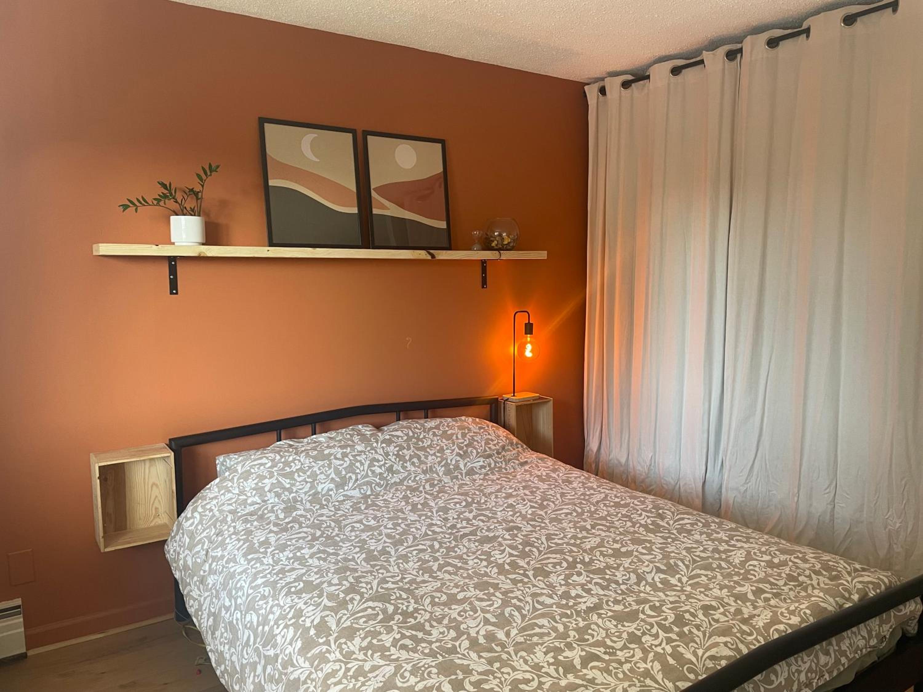 Cosy place in Downtown with Free Parking - Self entrance