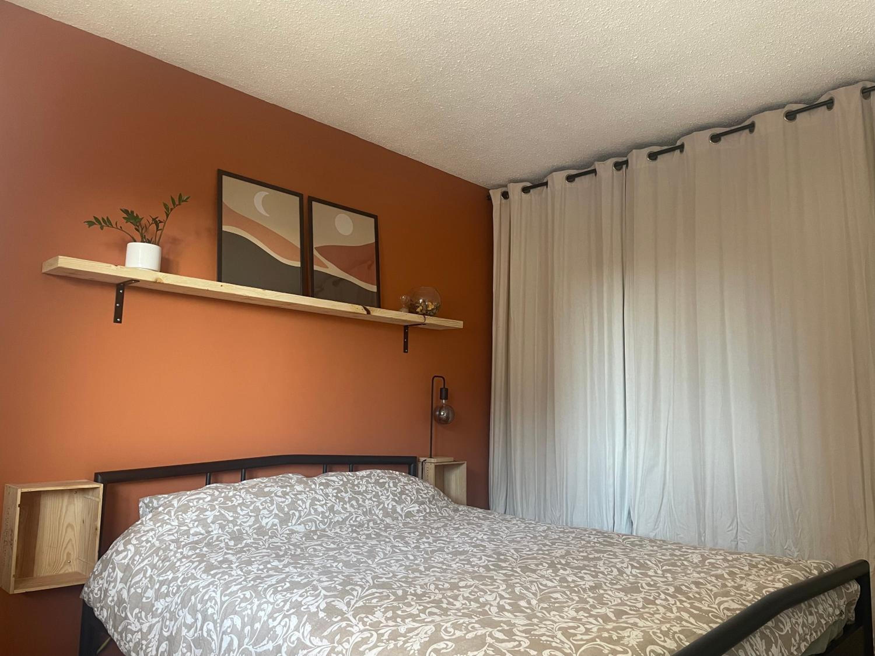 Cosy place in Downtown with Free Parking - Self entrance