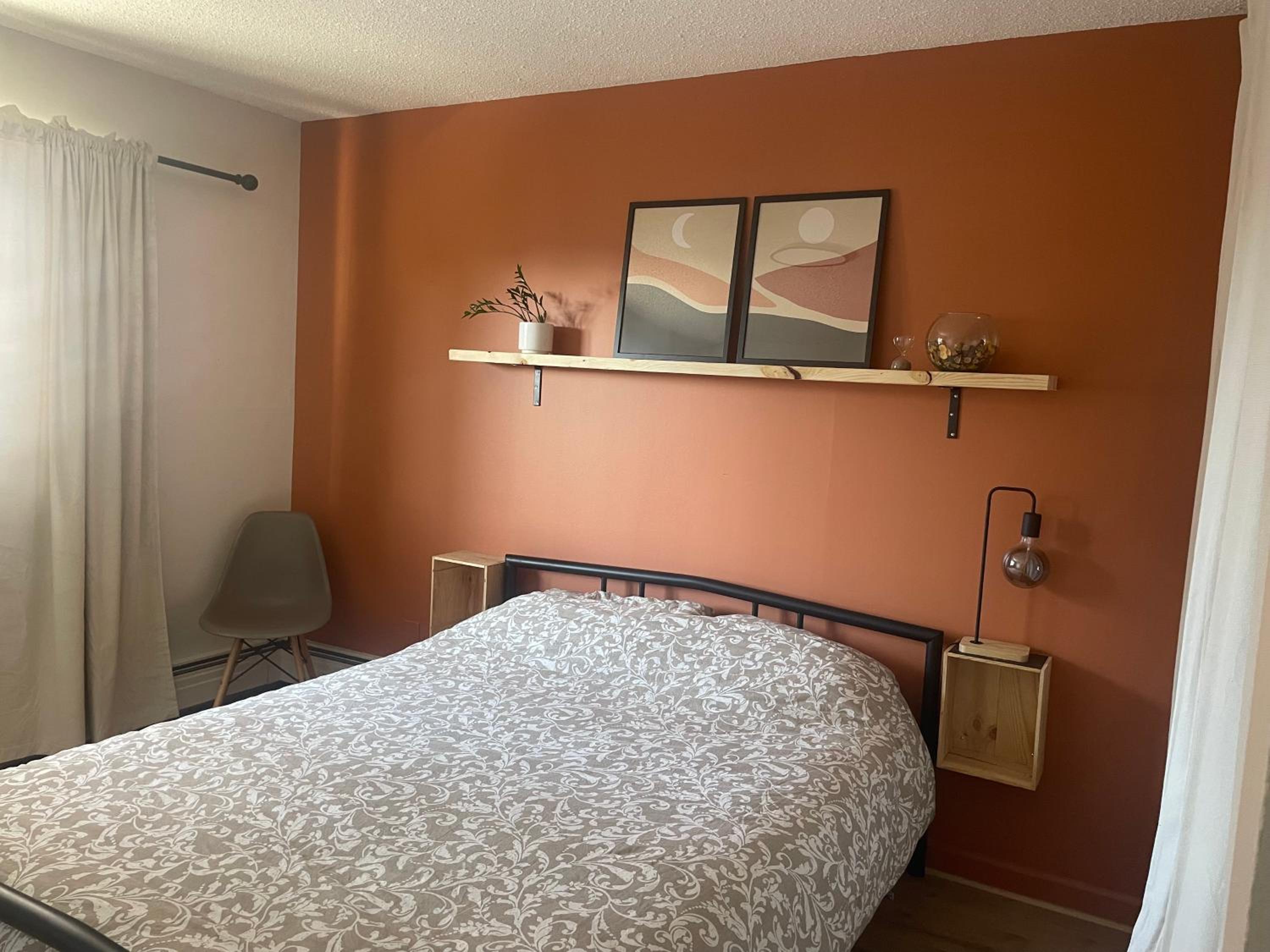 Cosy place in Downtown with Free Parking - Self entrance