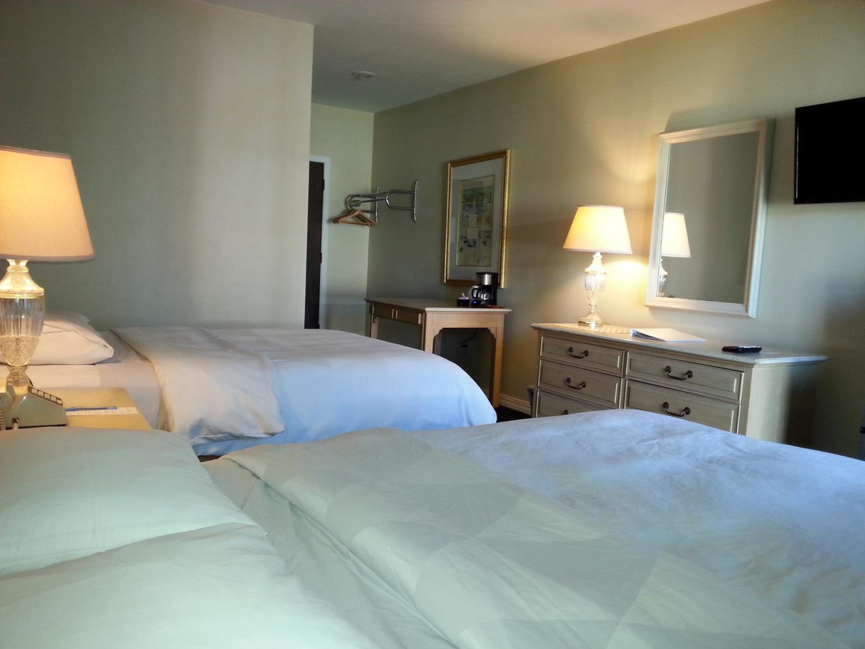 Beach Harbor Resort