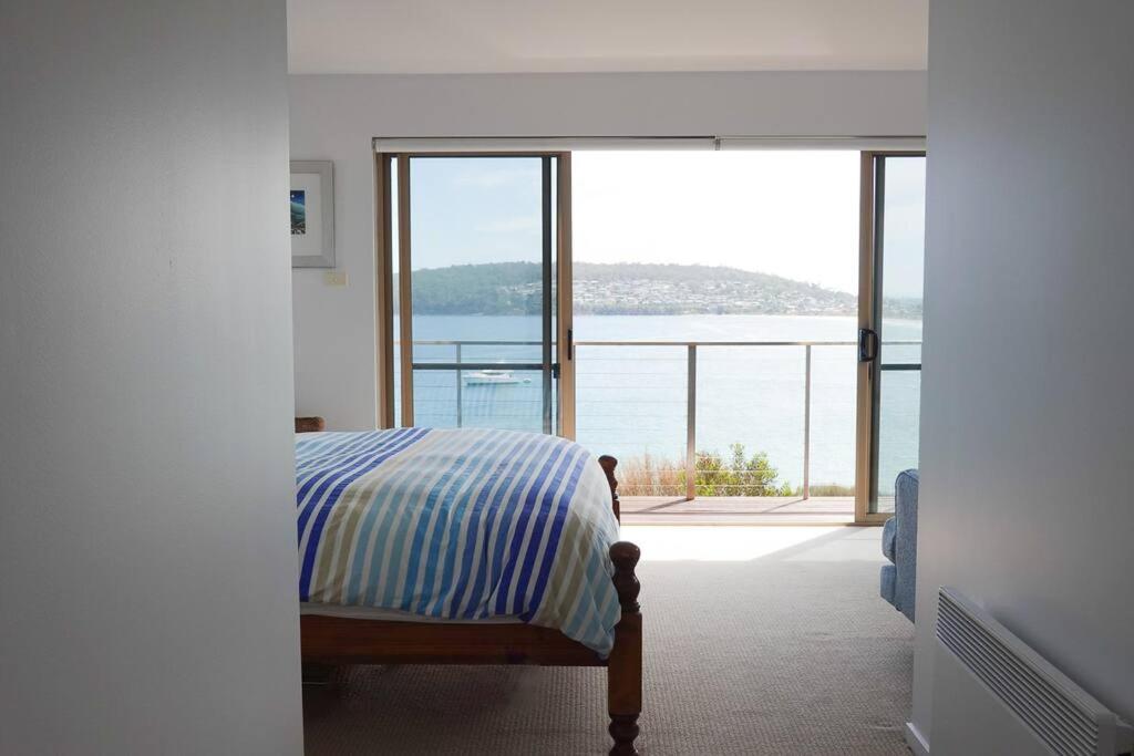 Waterfront Primrose Retreat