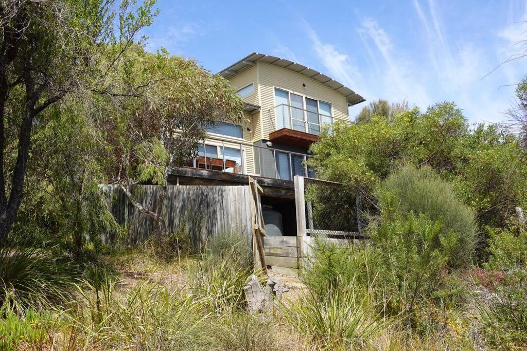 Waterfront Primrose Retreat