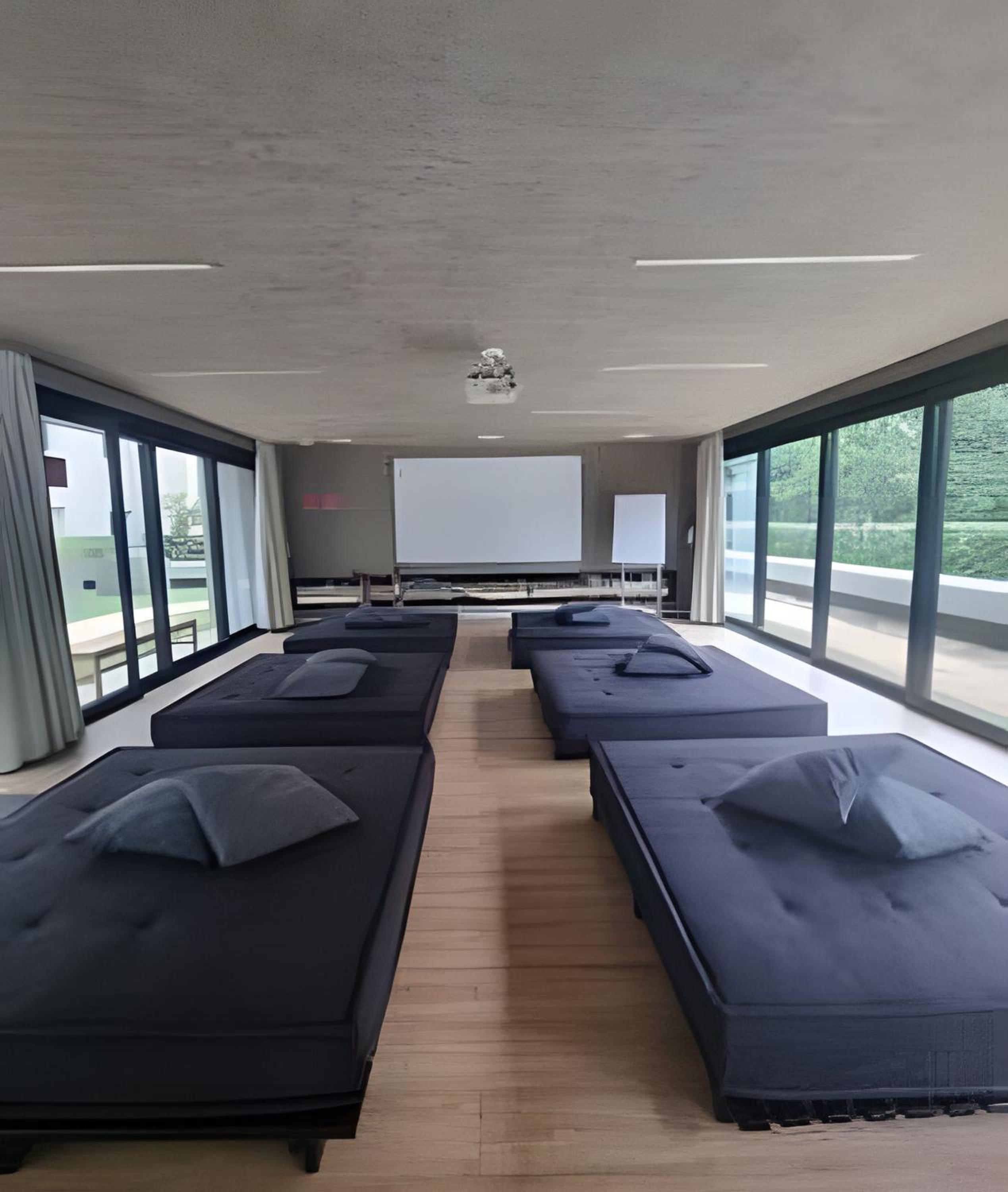 meeting & event spaces