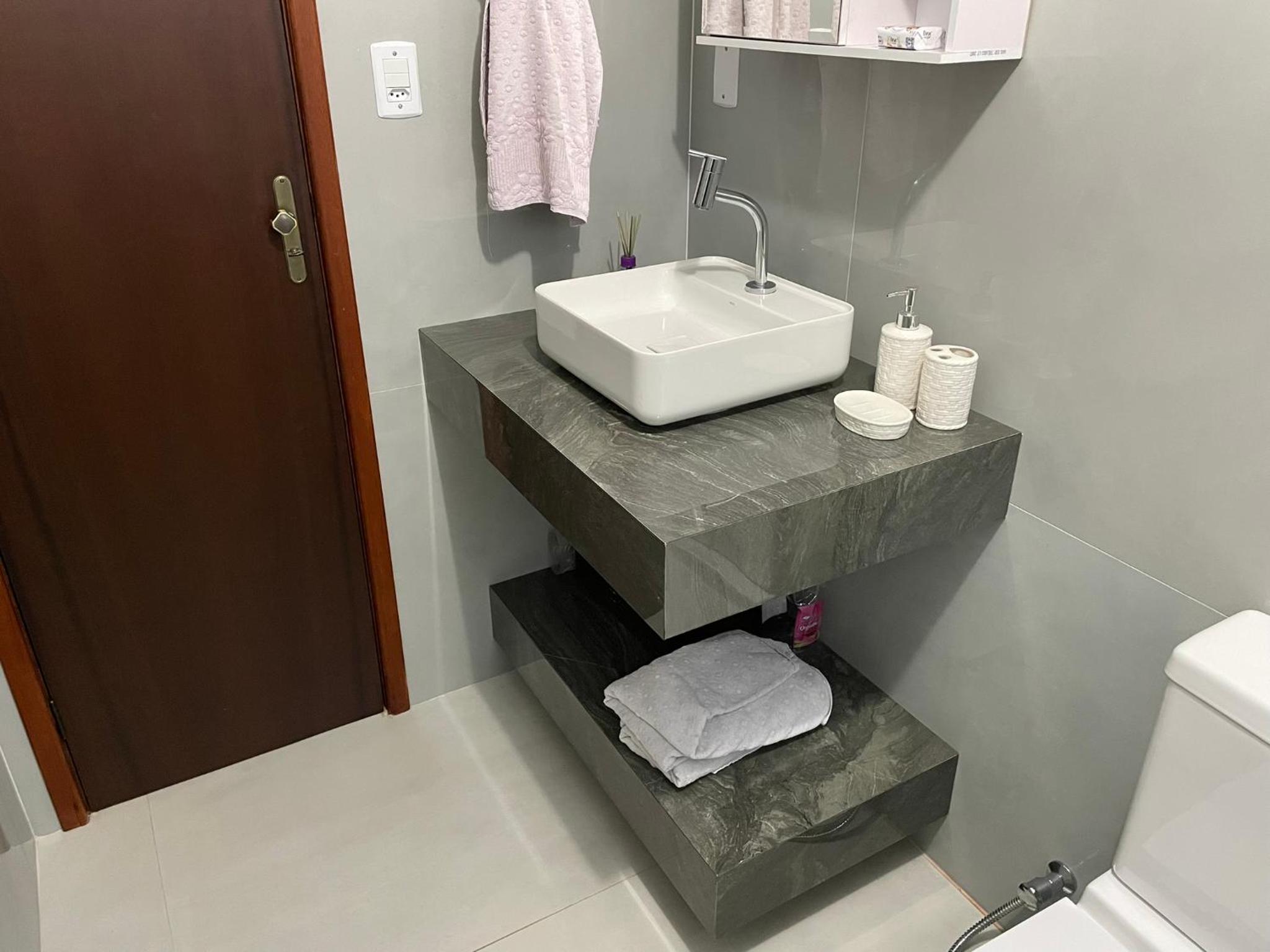 Apartamento no centro de São Lourenço e a 750 metros do parque