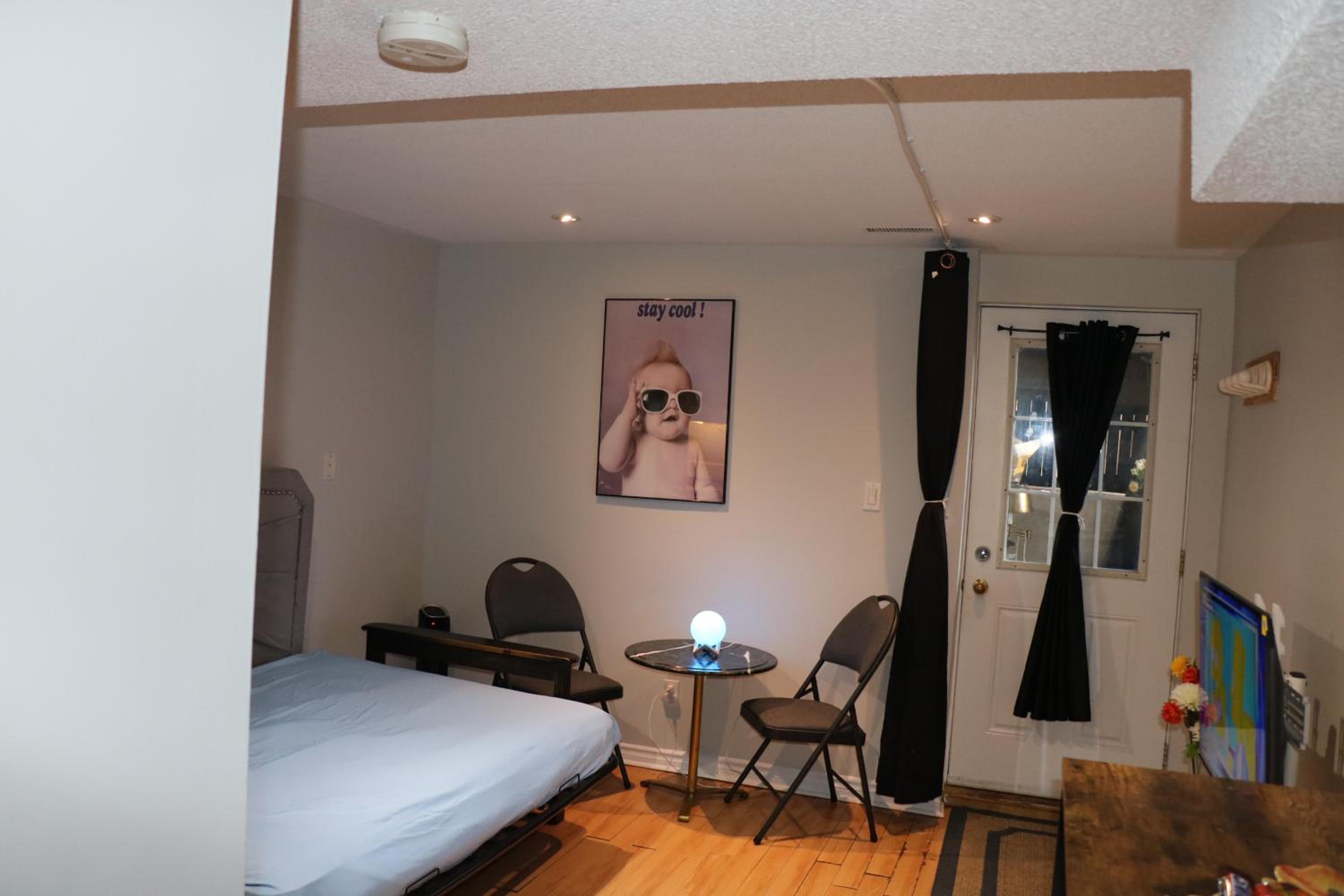 Your Own Suite-Modern Charm Hideaway Near Tor Airpt