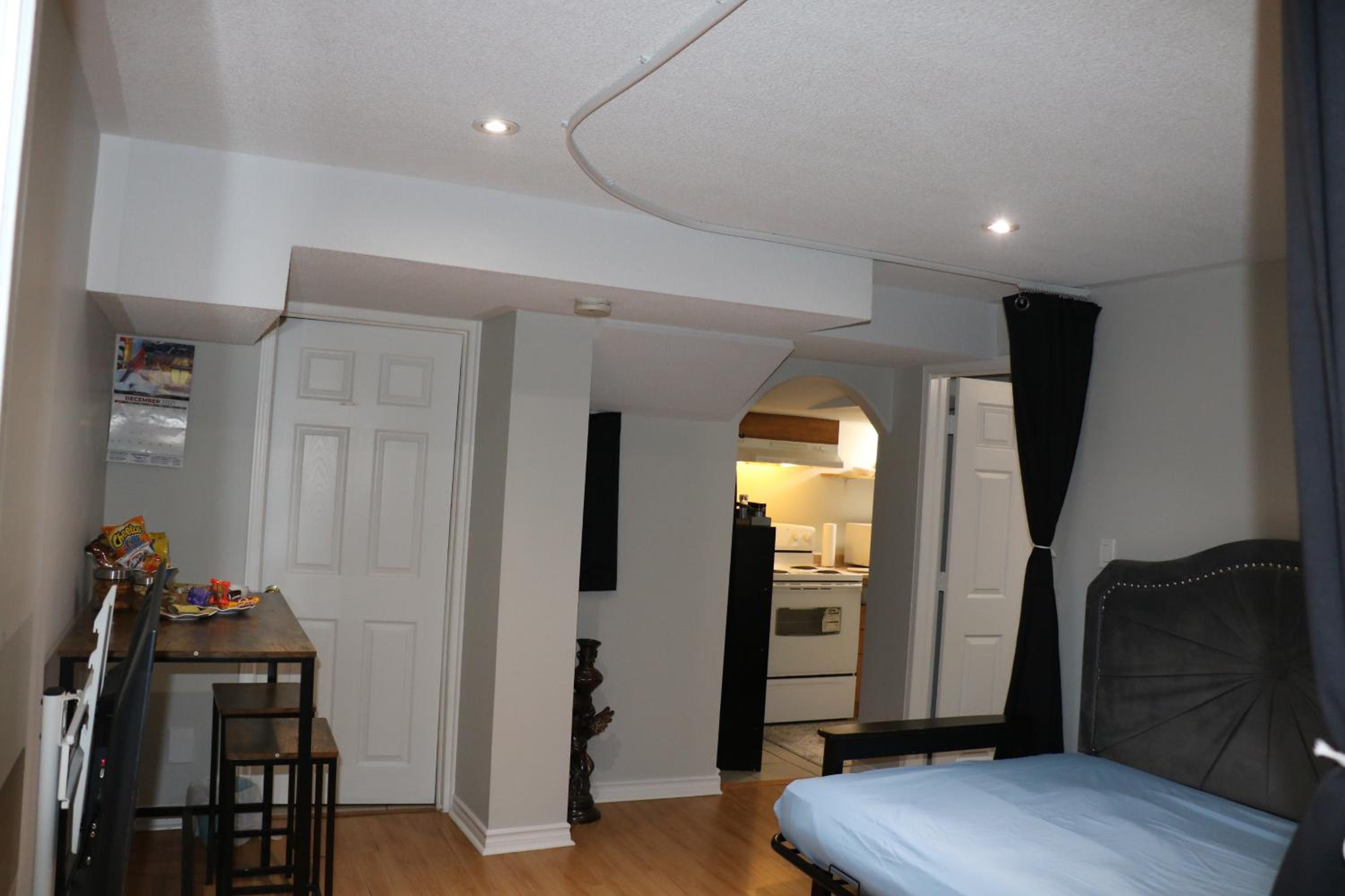 Your Own Suite-Modern Charm Hideaway Near Tor Airpt