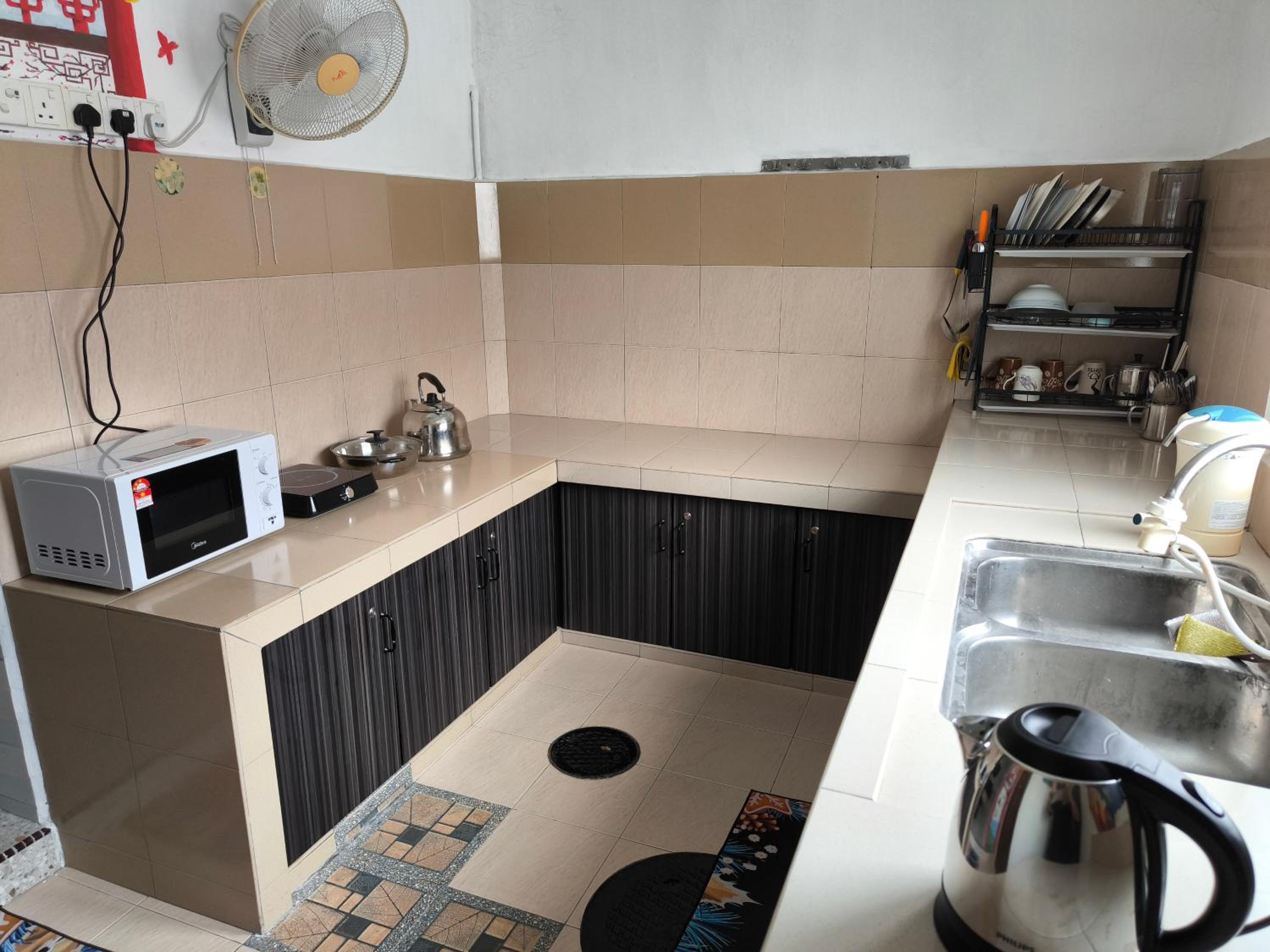 LittleBee Homestay KT