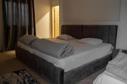 Beko pyramids inn