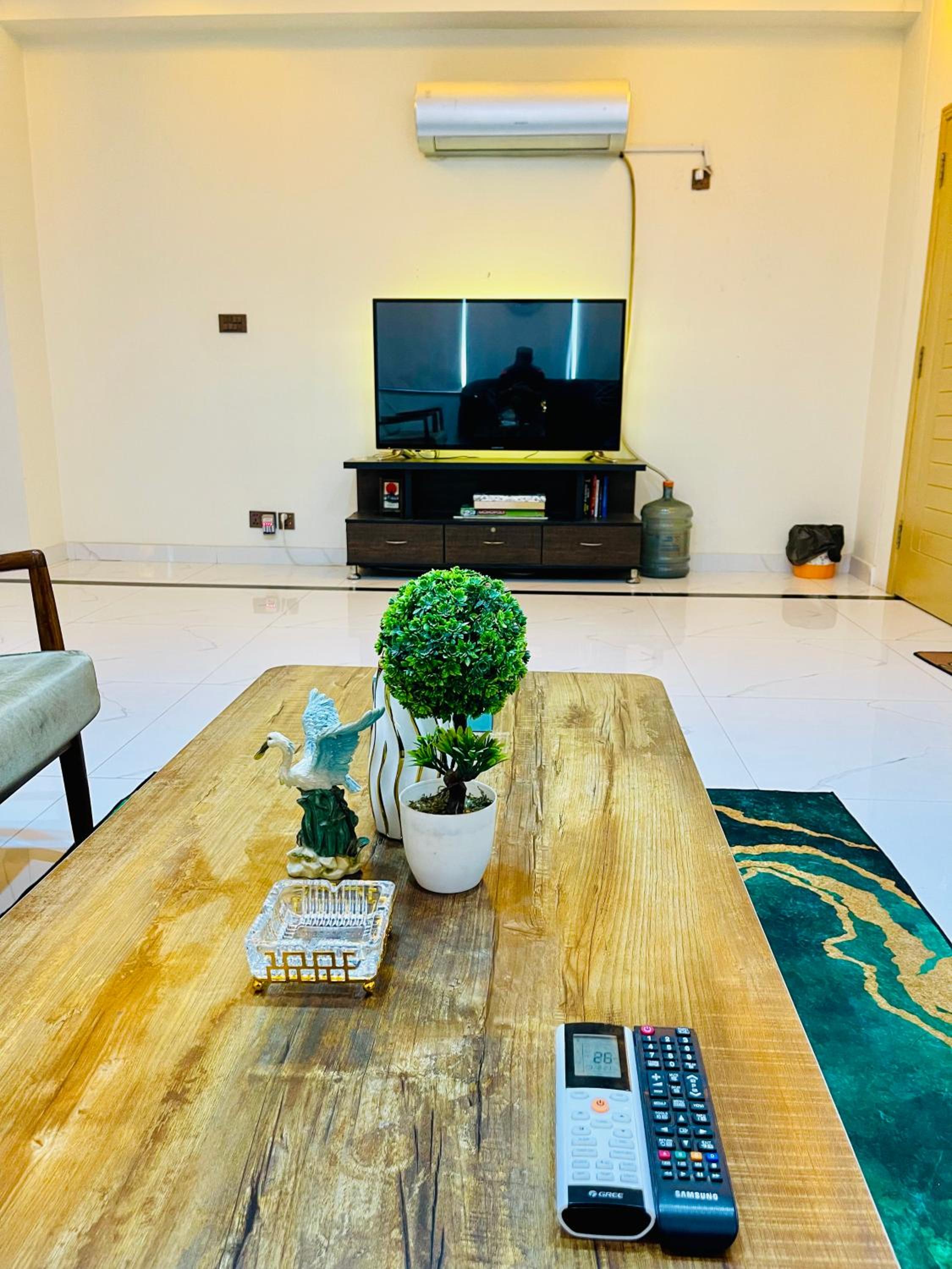 Apartment In Lahore by The Royal Escape
