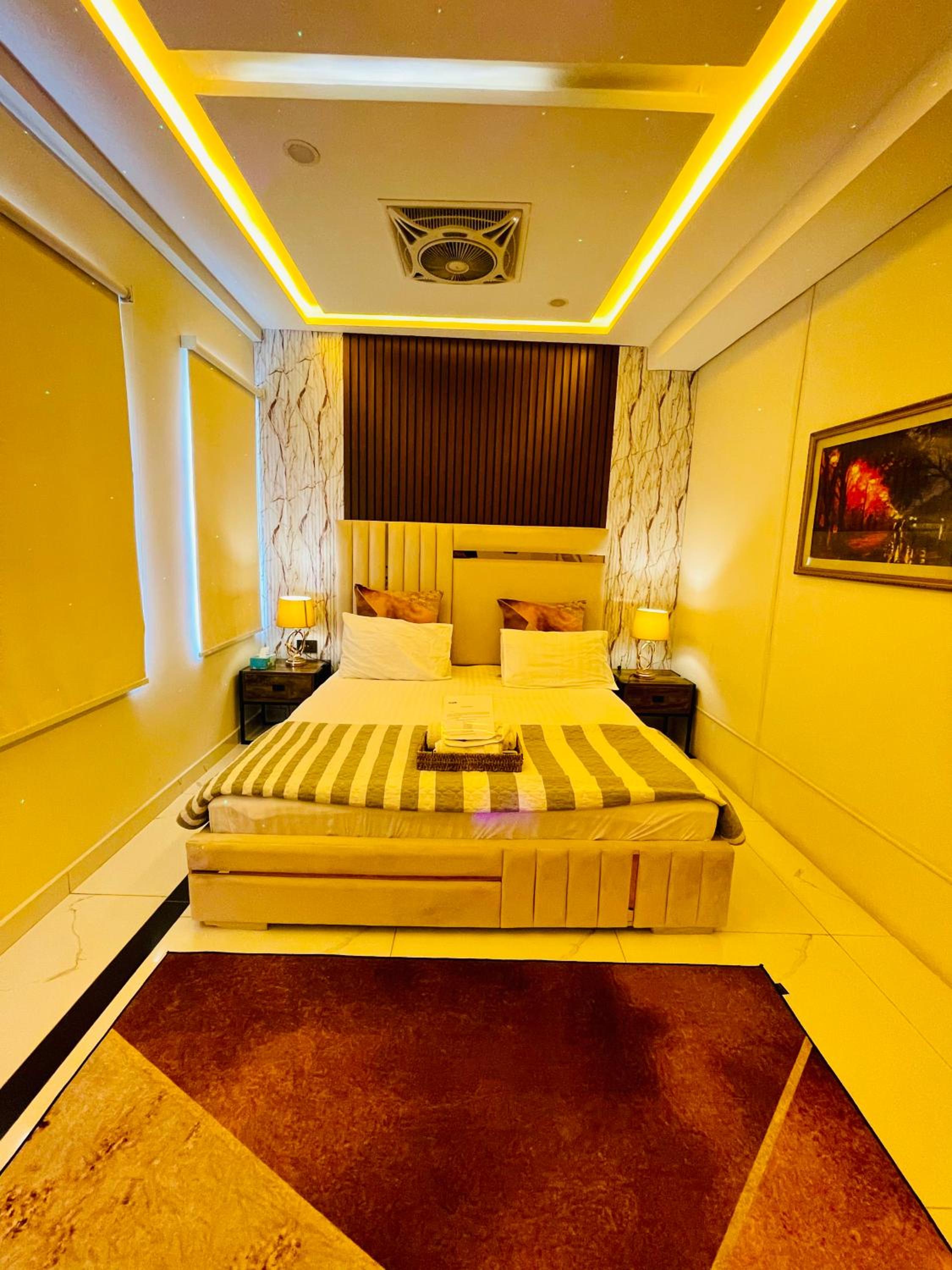 Apartment In Lahore by The Royal Escape