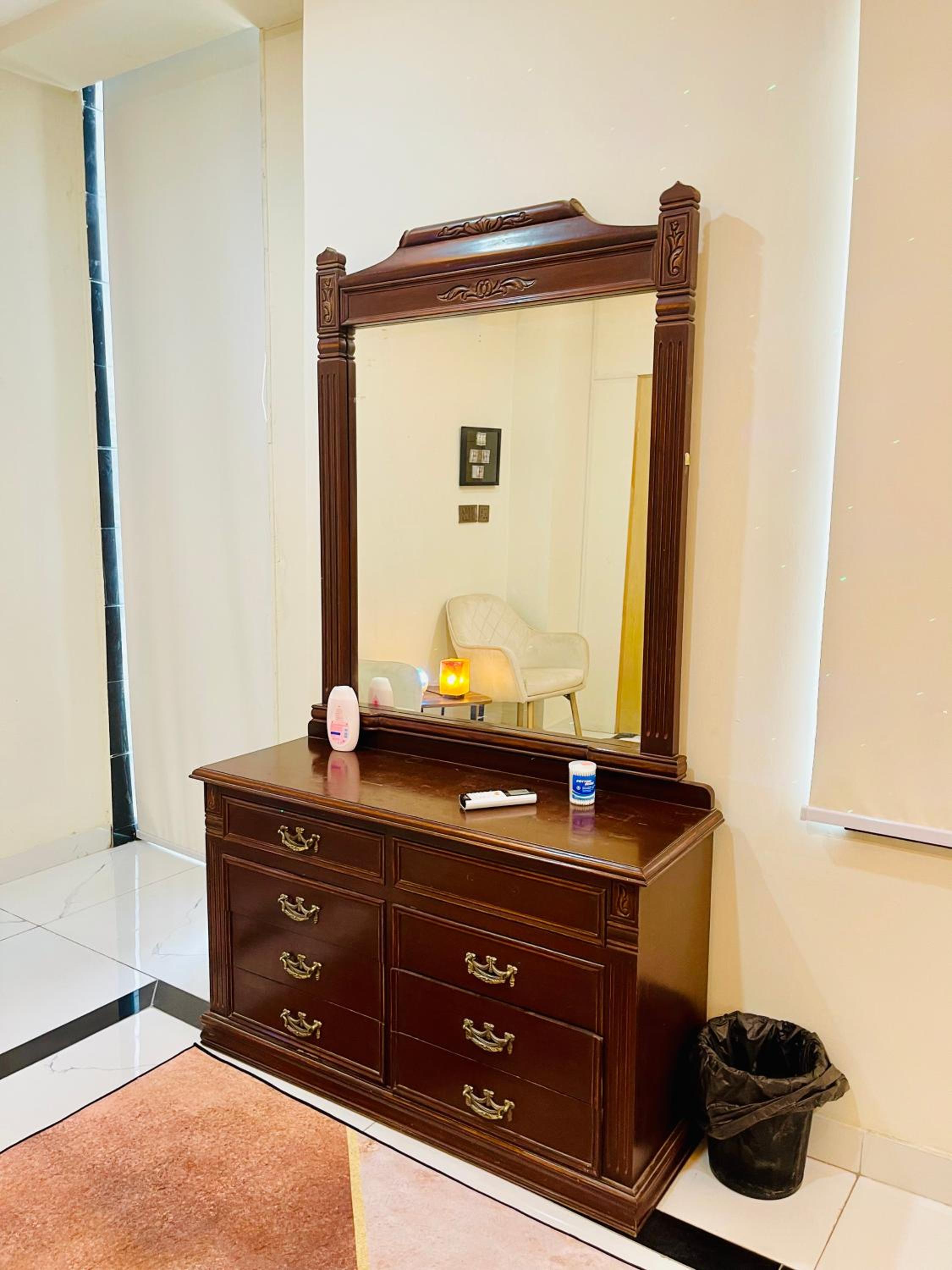 Apartment In Lahore by The Royal Escape