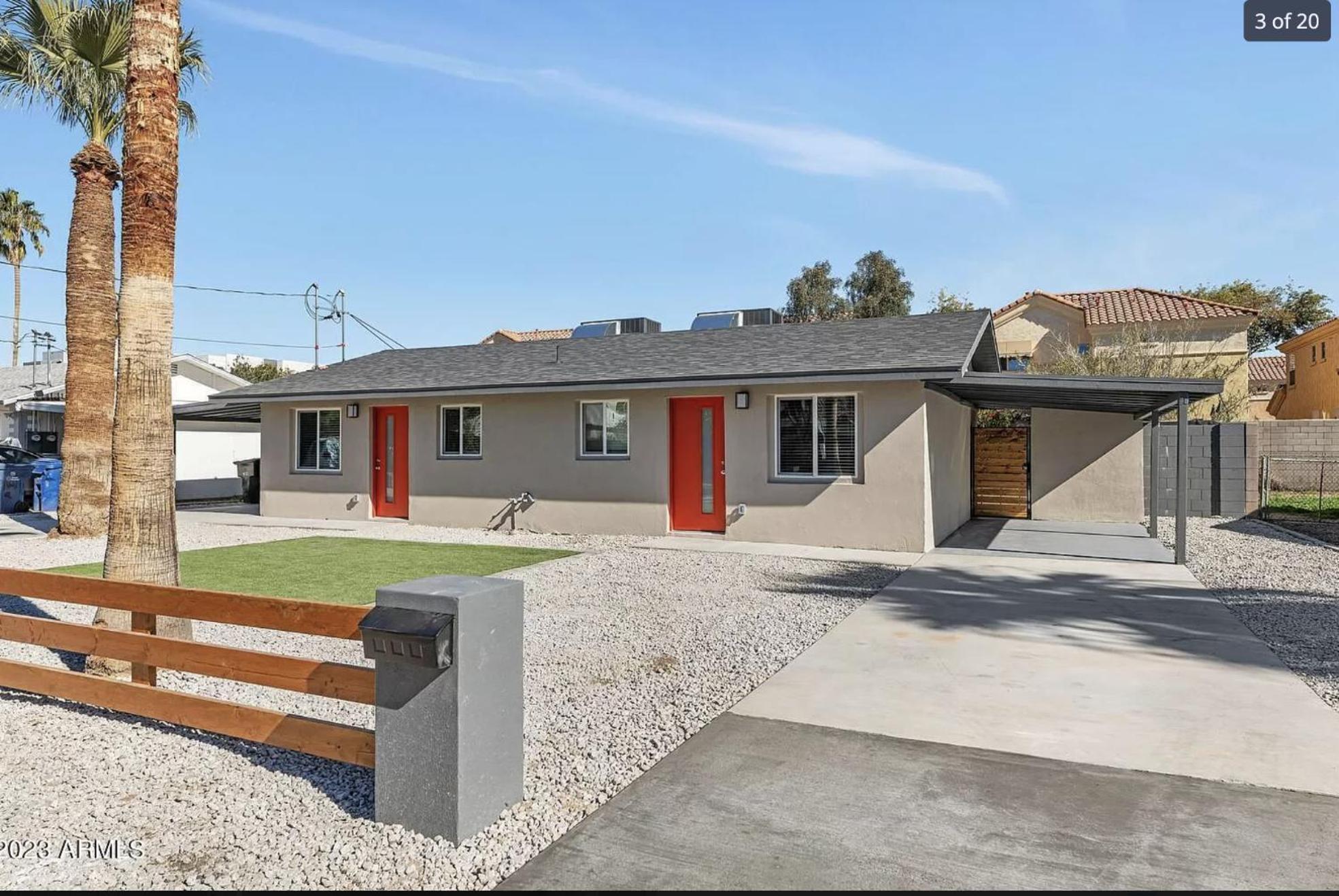 Stylish Cozy Townhouse with King Bed & Parking Near Arizona State University, Mill Avenue & Tempe Downtown