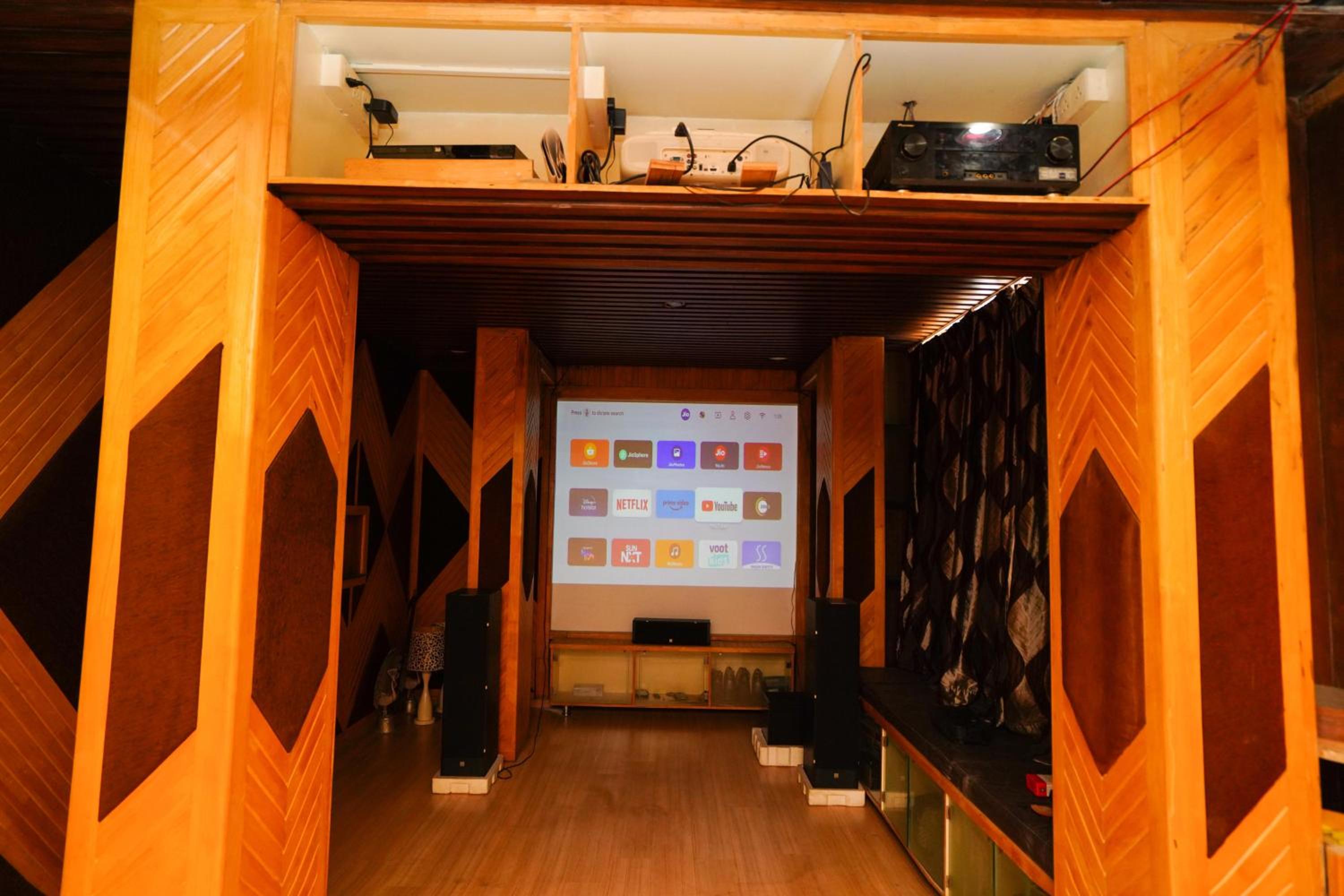 meeting & event spaces