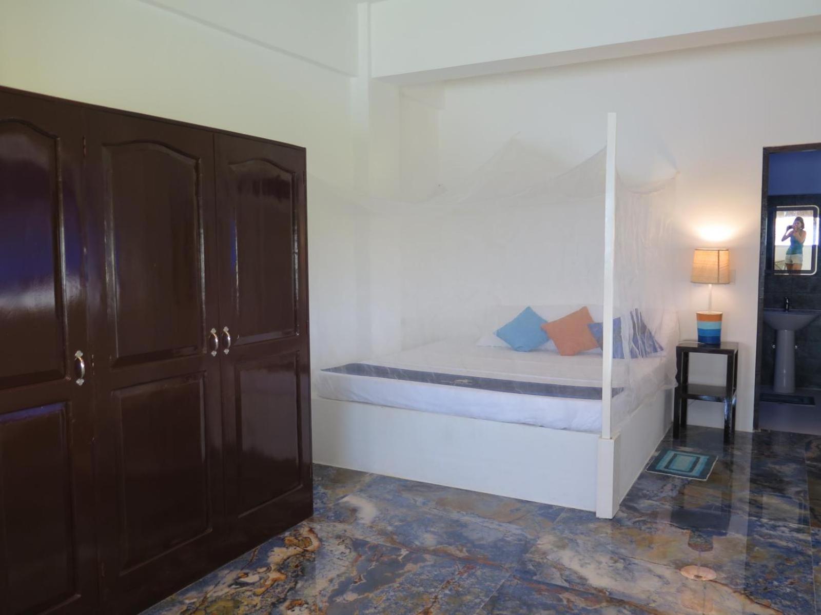 The Wild Orchid Resort - Moalboal view 5