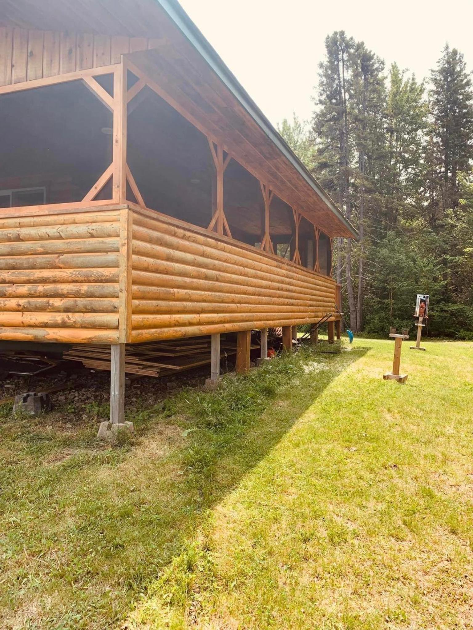 Knotty Pines 4 Bedroom with Waterfront Views