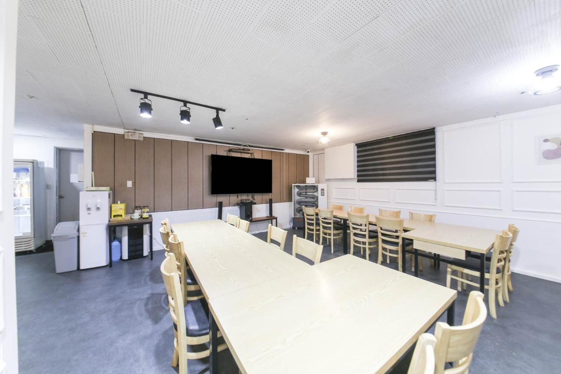 meeting & event spaces