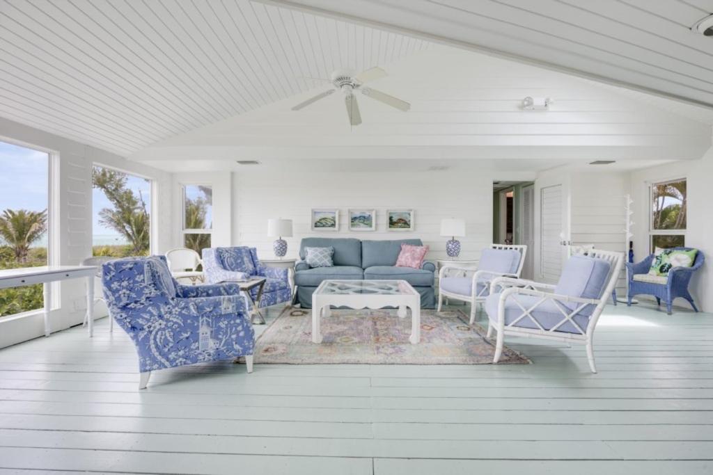 Arcadia-Stunning Gulf Front Beauty! home view 5