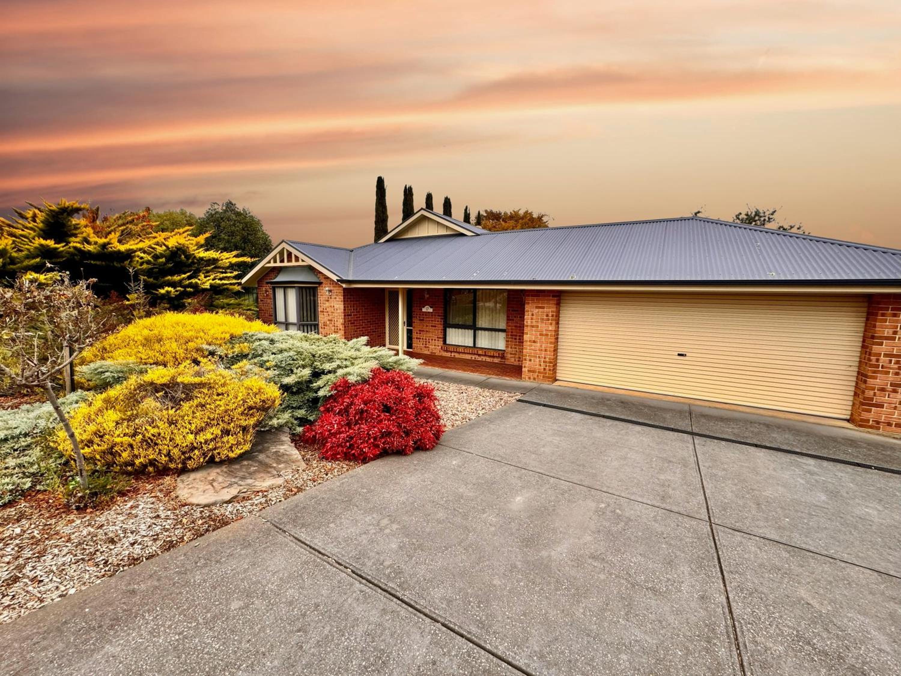 Adelaide Hills 4 bed home near Hahndorf Mt Barker
