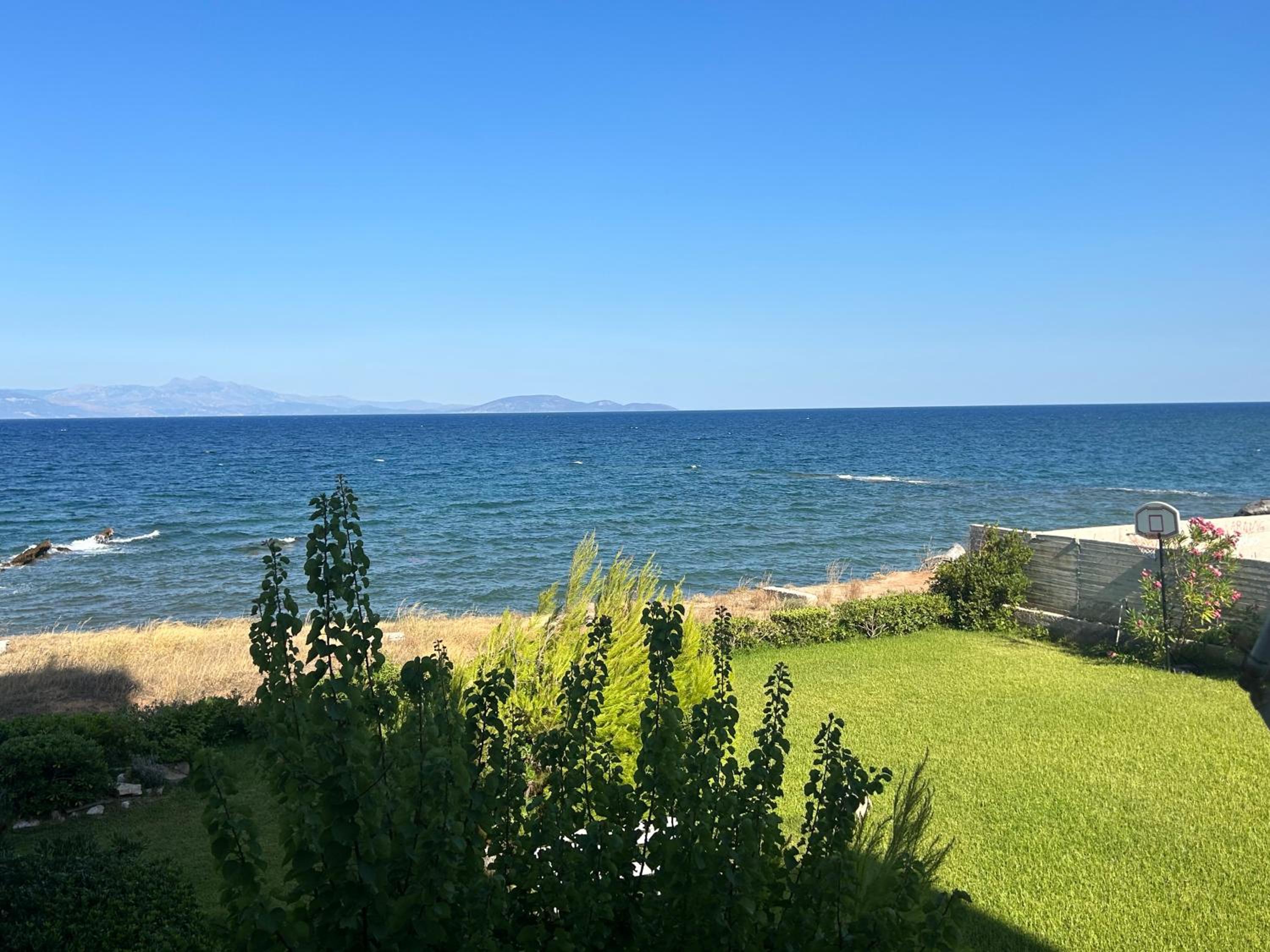 Mati Seaside Studio