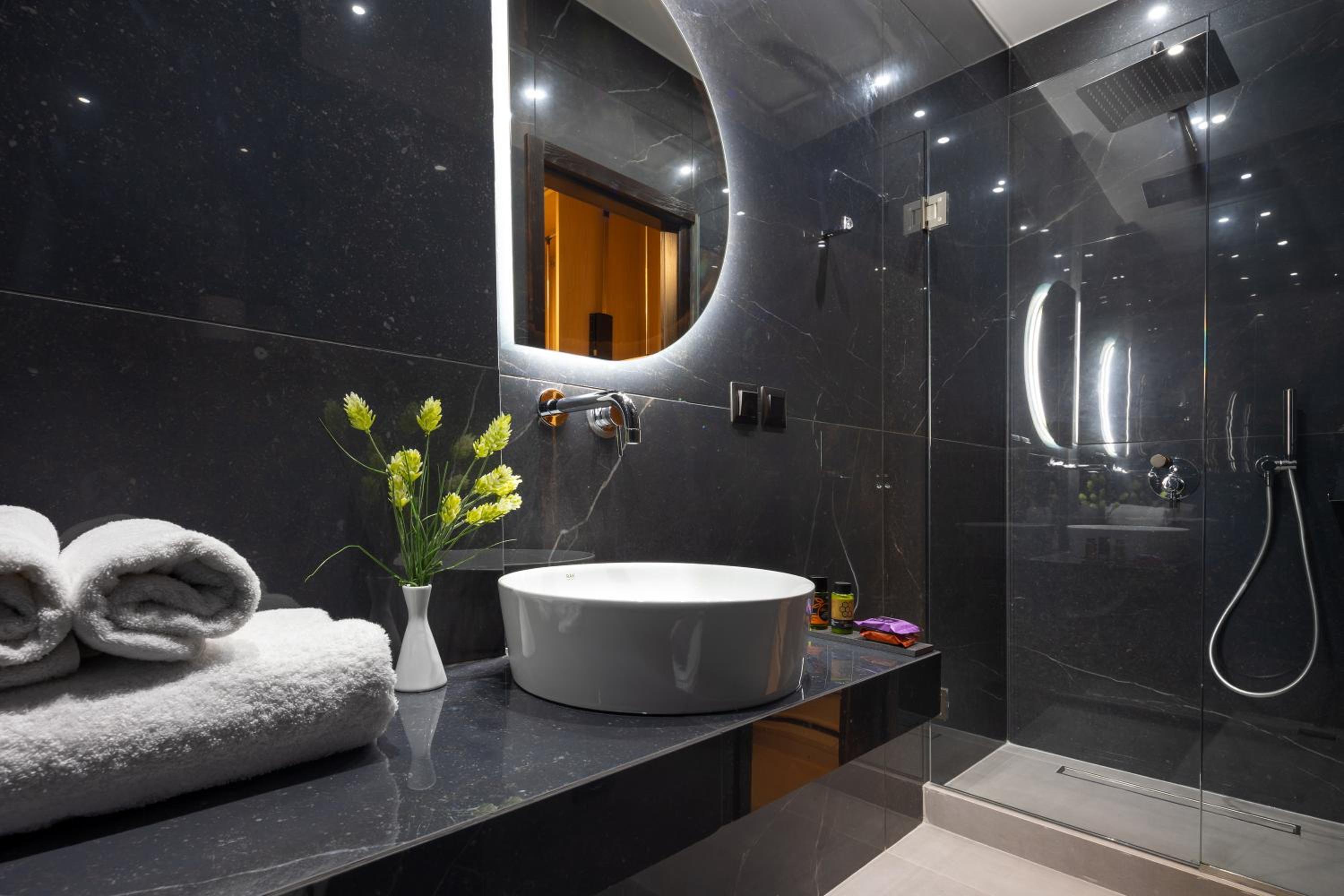 SeaSilia Luxury Villa