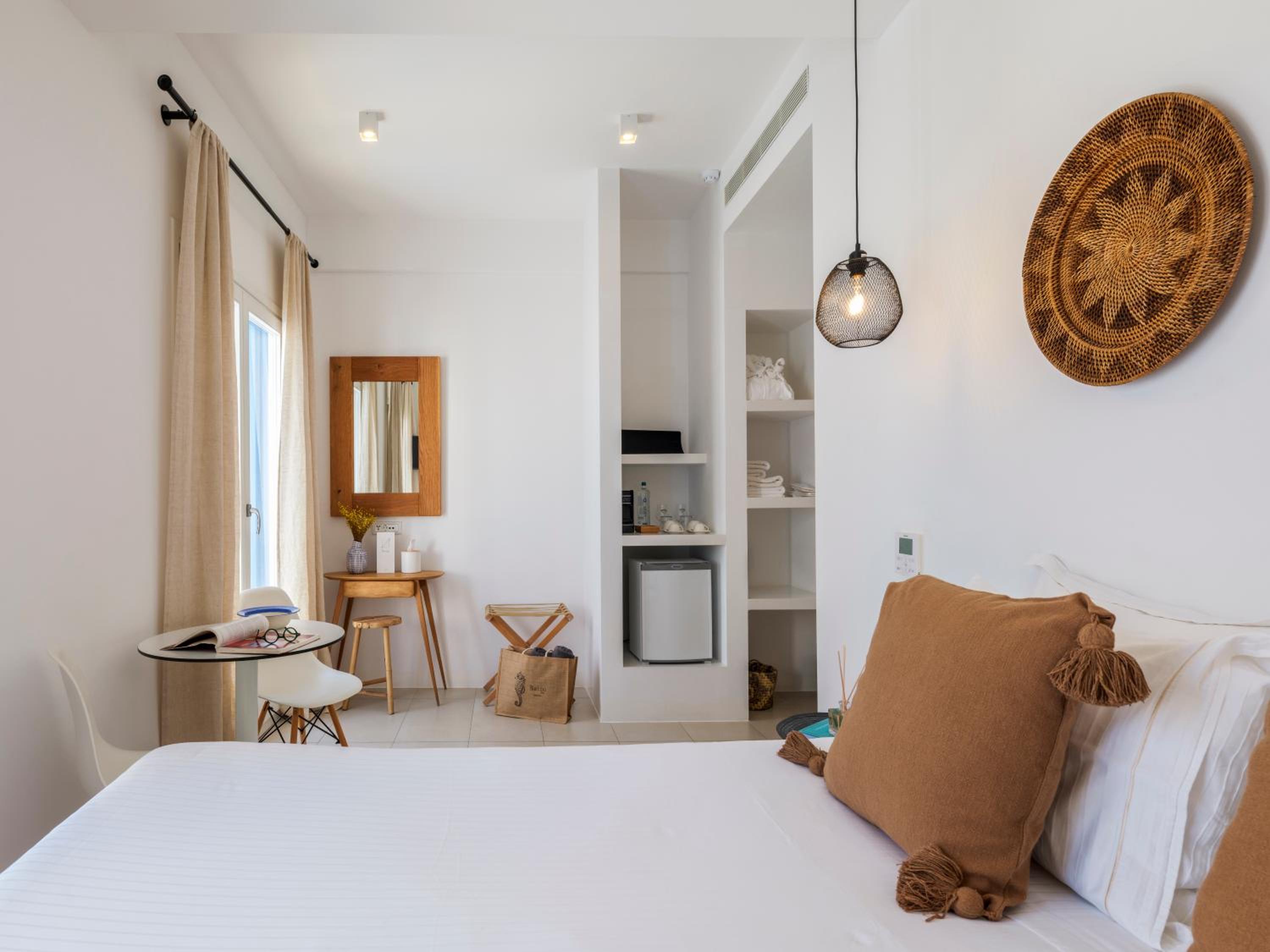 Bluetopia Suites