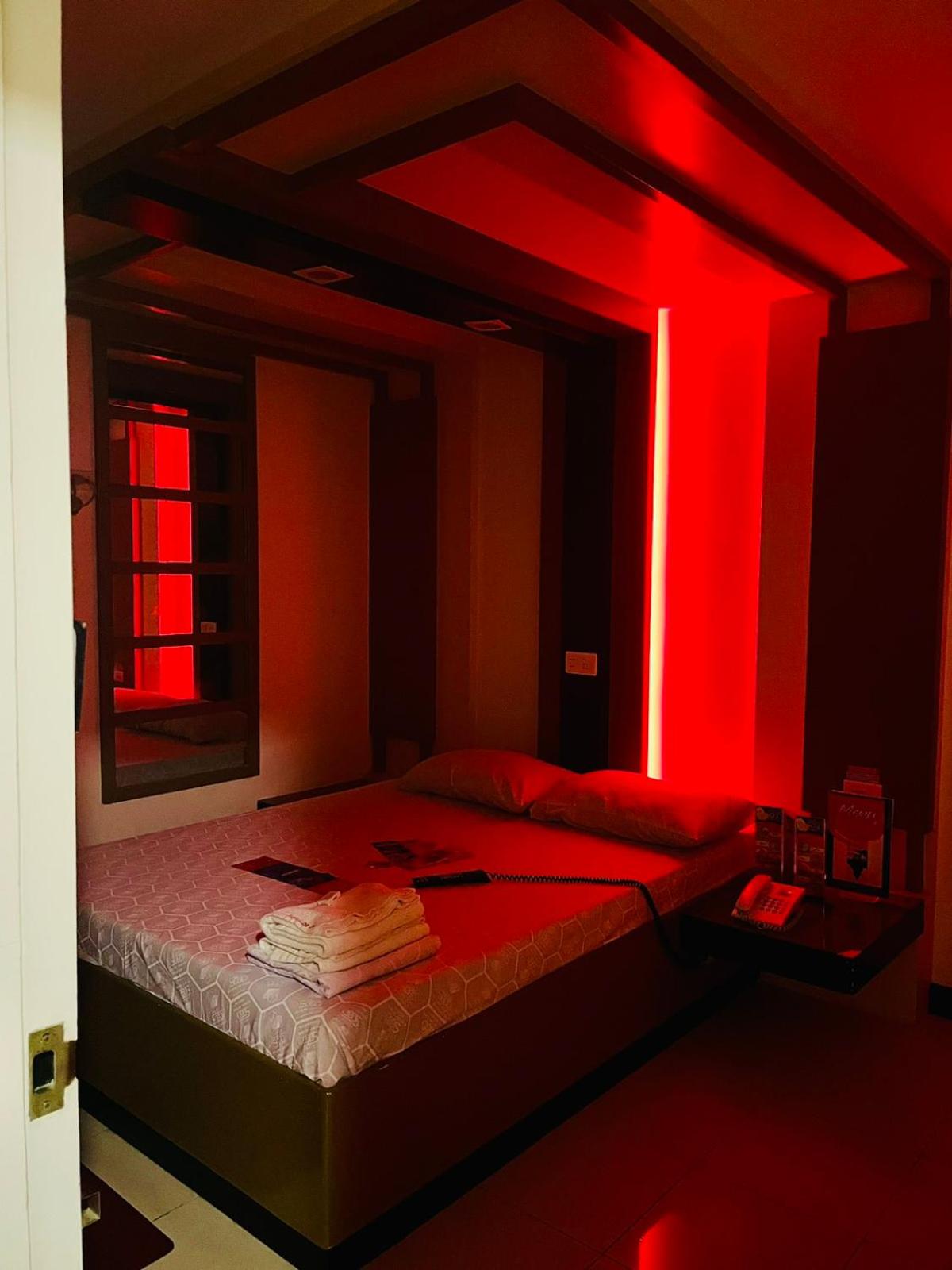Hotel Sogo - Dau, Pampanga