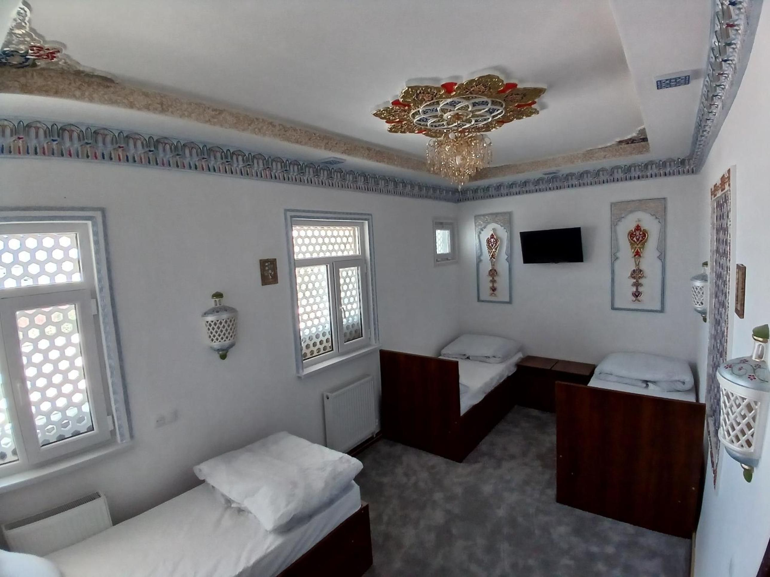 Shom Hotel with Terraca