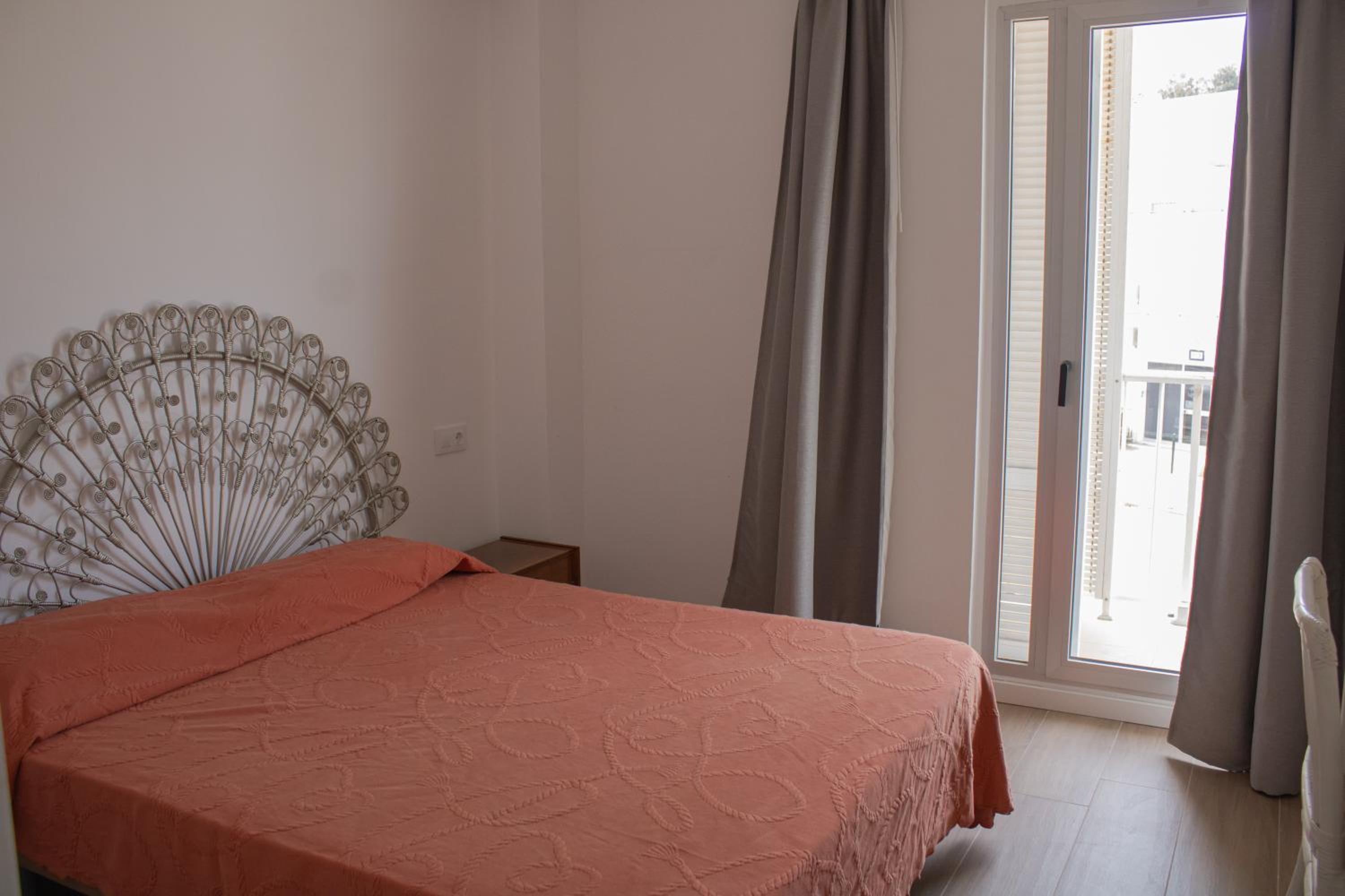 Precioso apartamento en 1º linea de la Playa de Gandía SOLO FAMILIAS view 2