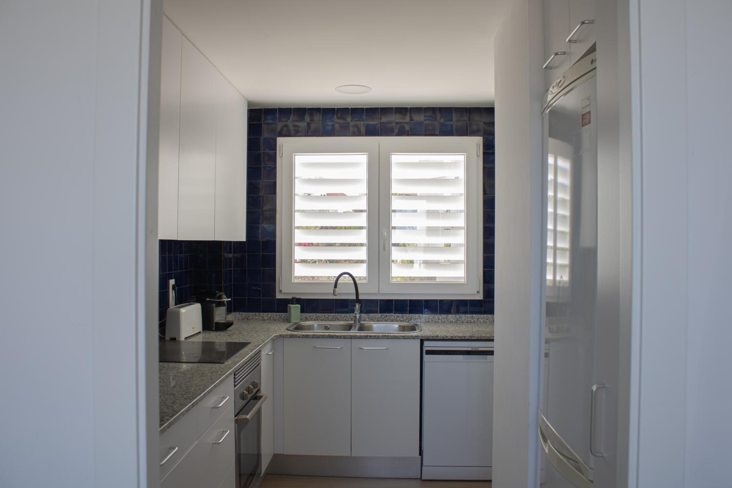 Precioso apartamento en 1º linea de la Playa de Gandía SOLO FAMILIAS view 3