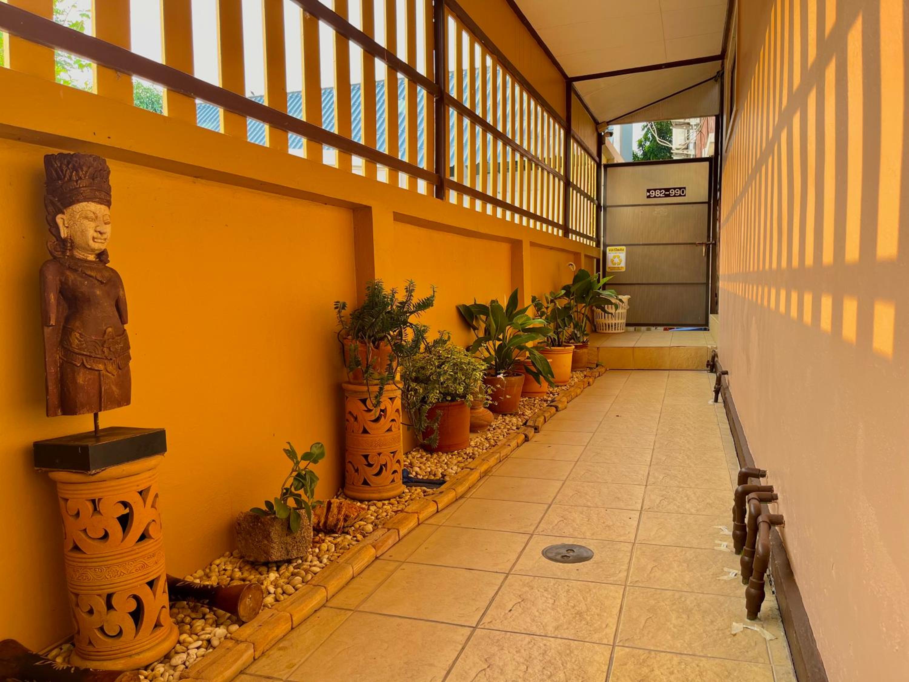 Baan Baramee House