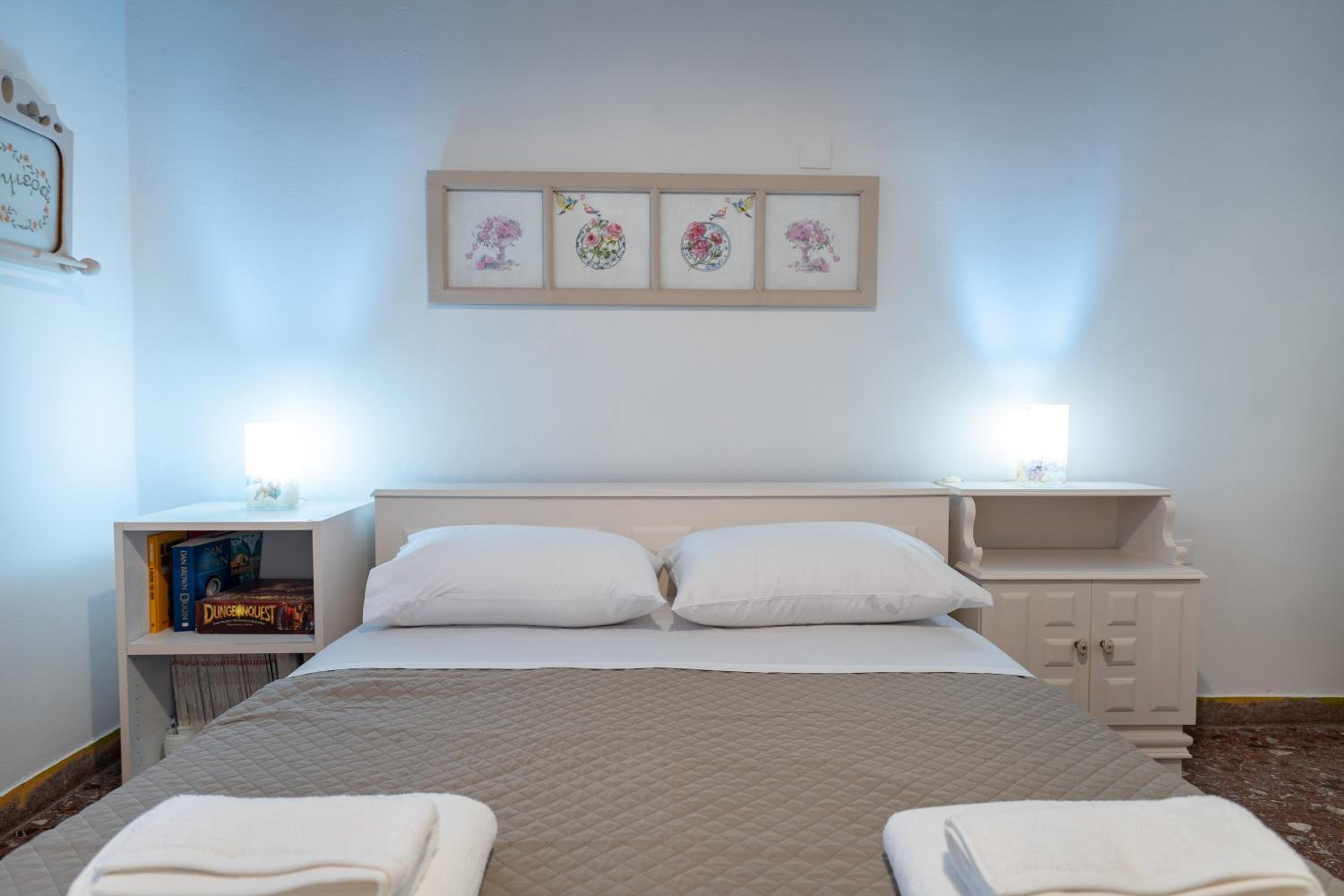 Keratsini 2 bedroom 4 pers apart by MPS photo 2