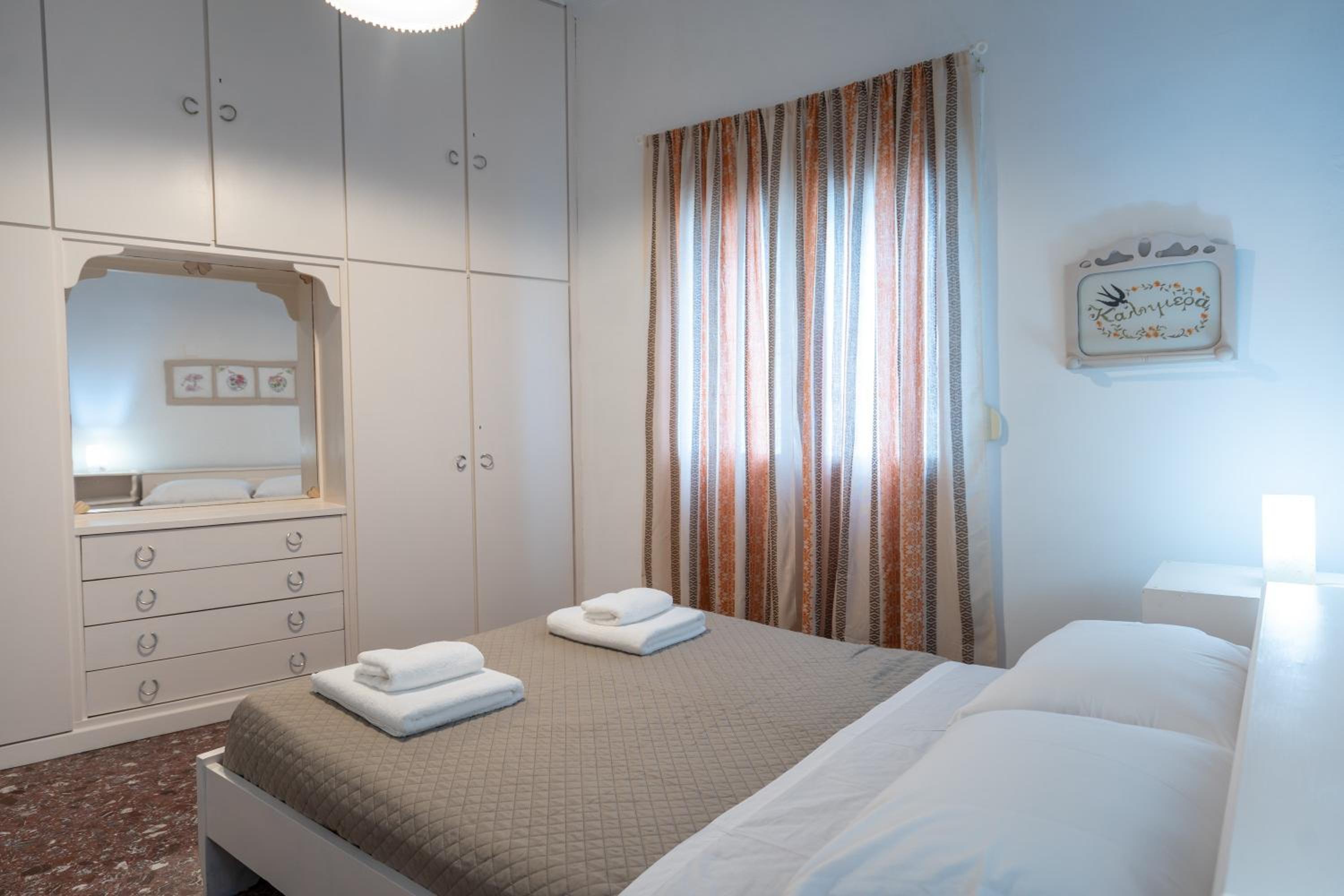 Keratsini 2 bedroom 4 pers apart by MPS photo 3