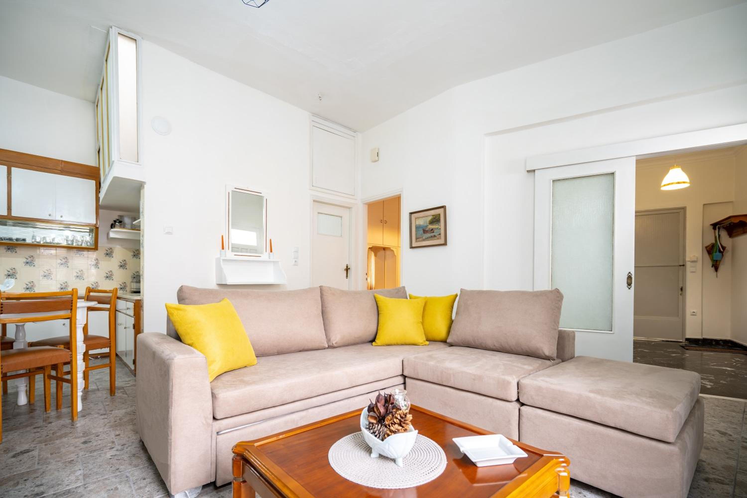 Keratsini 2 bedroom 4 pers apart by MPS