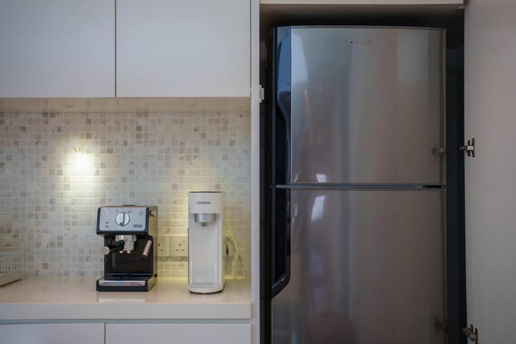 Georgetown Minimalist Elegance 4BR 8Pax
