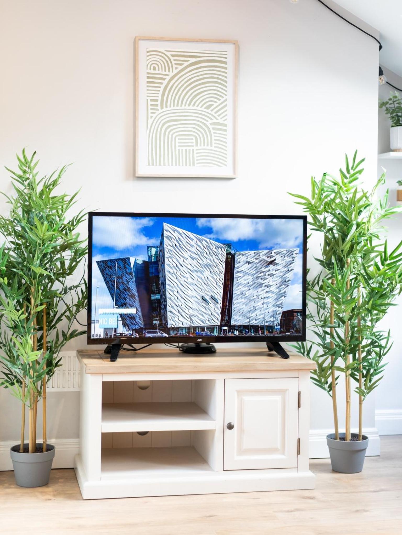 The Botanic Way - City Centre Duplex with Free Parking and City Views view 5
