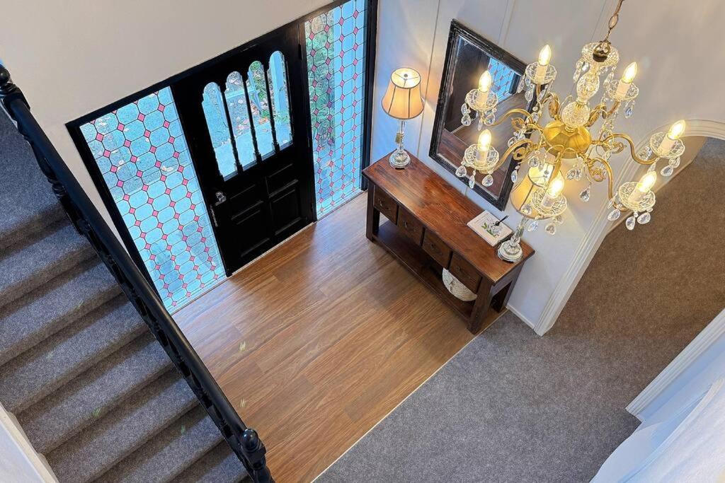 5Rooms life-style in City—“Golden Harvest Retreat”