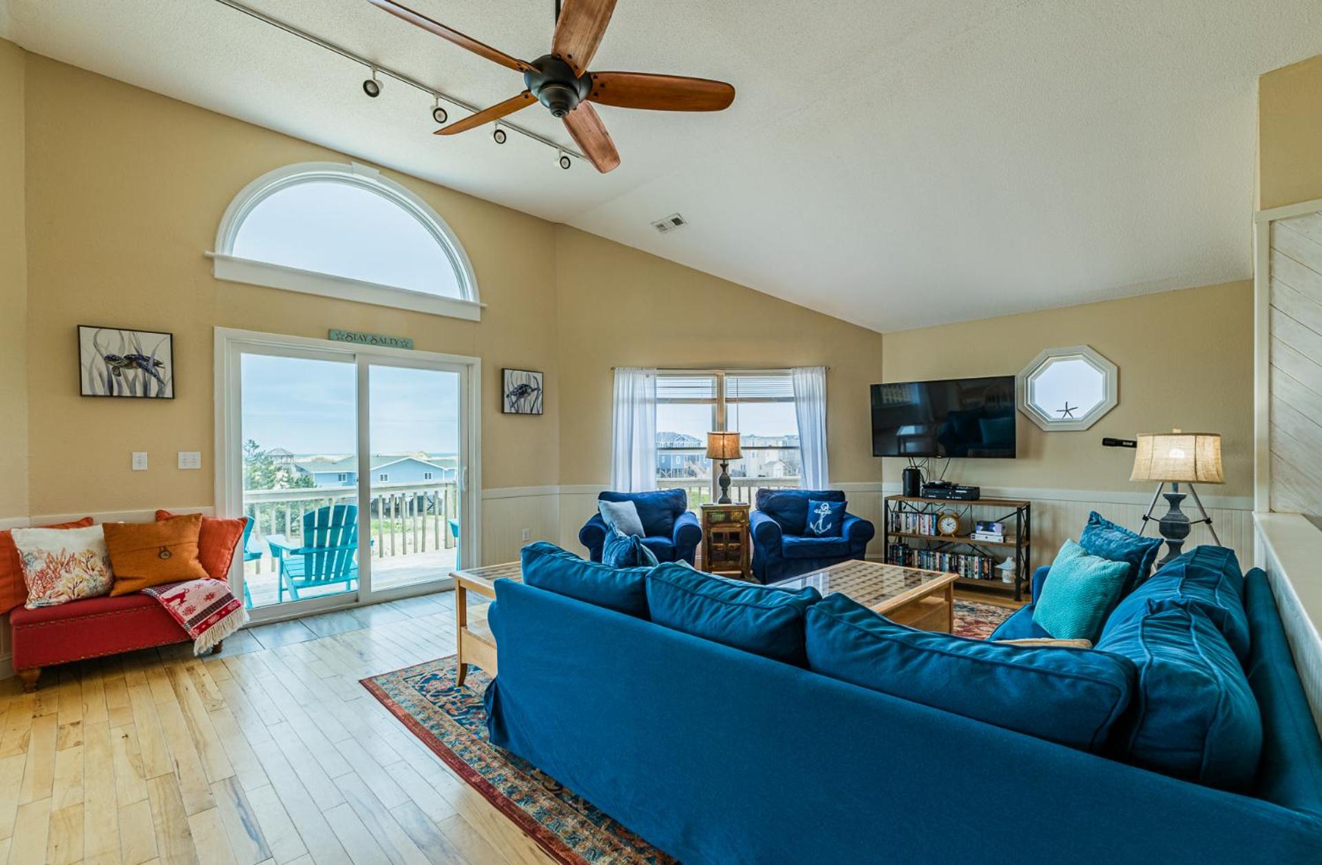 Almost Paradise C9036 - 4x4 Area, Wild Horses, Pool, Great Ocean Views!
