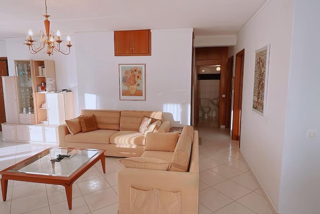 Luxury penthouse with sea view view 3
