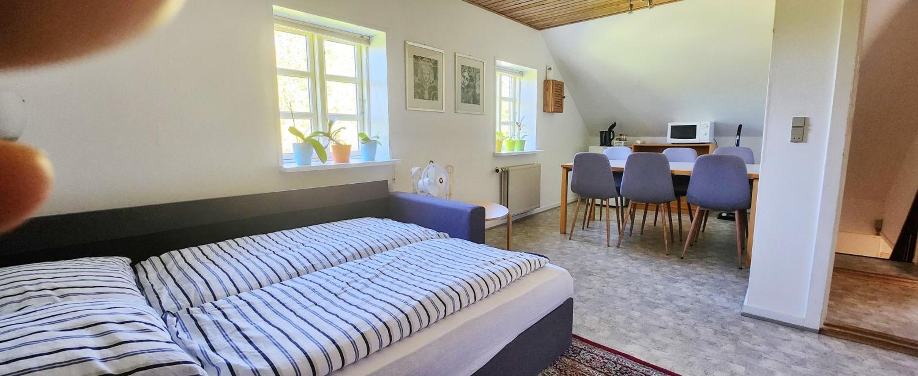 Quiet and cozy apartment close to nature in villa. view 5