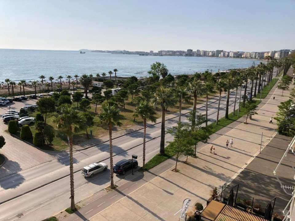 Stefanos Lungomare Apartment