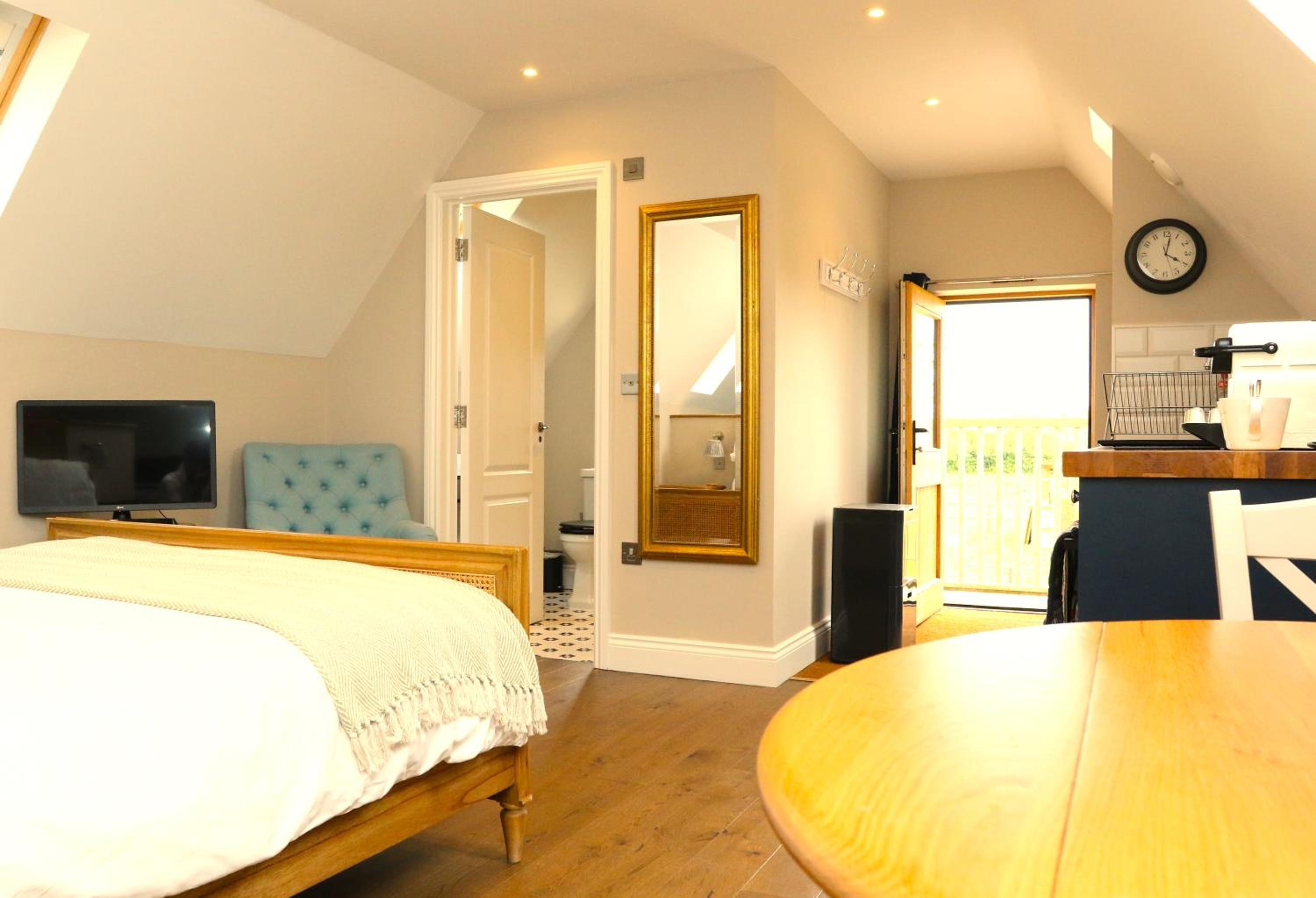 The Loft at the Croft - Stunning rural retreat perfect for couples & dogs view 4